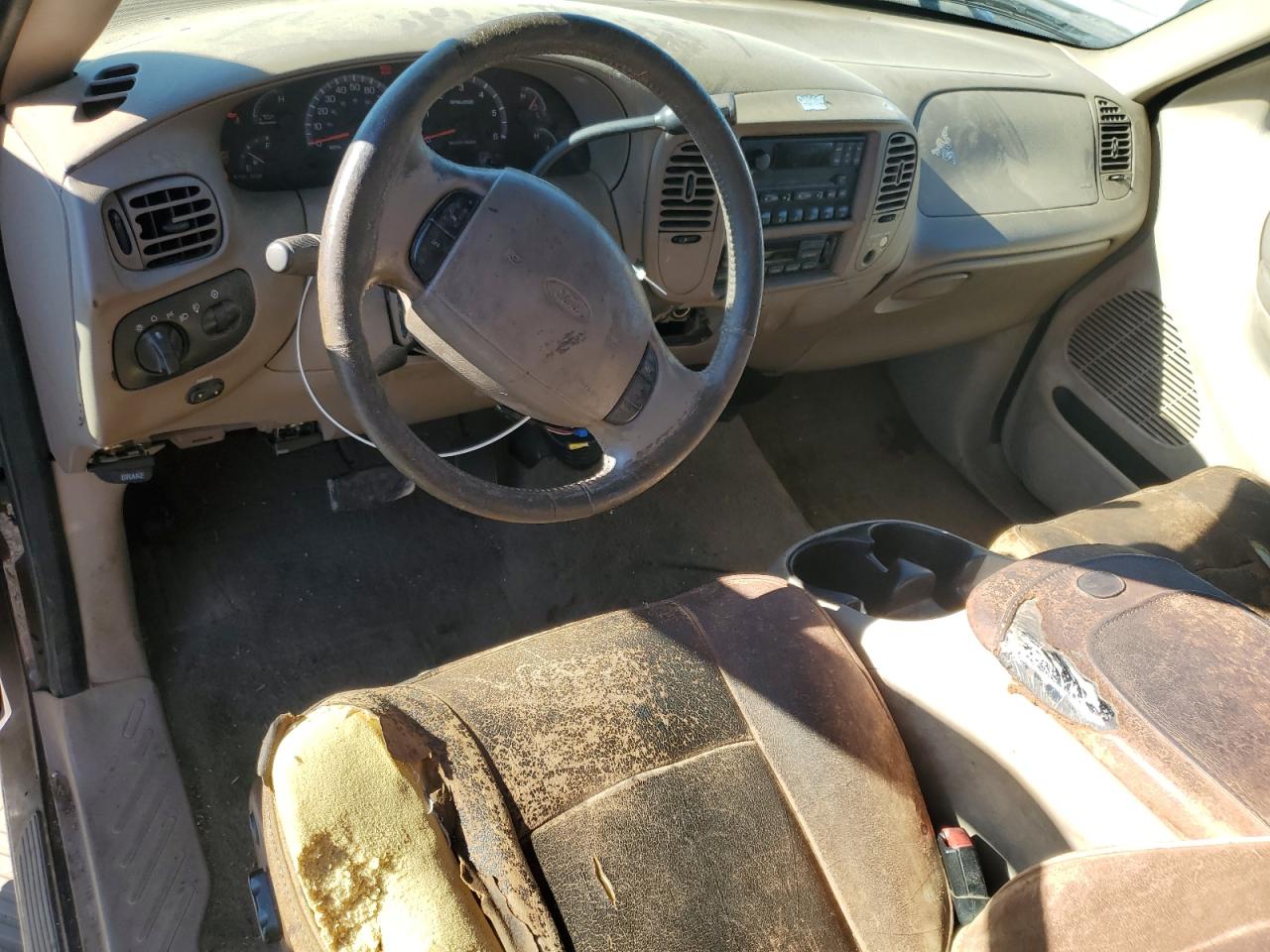 2002 Ford F150 VIN: 1FTRX17W52KE00985 Lot: 90618475