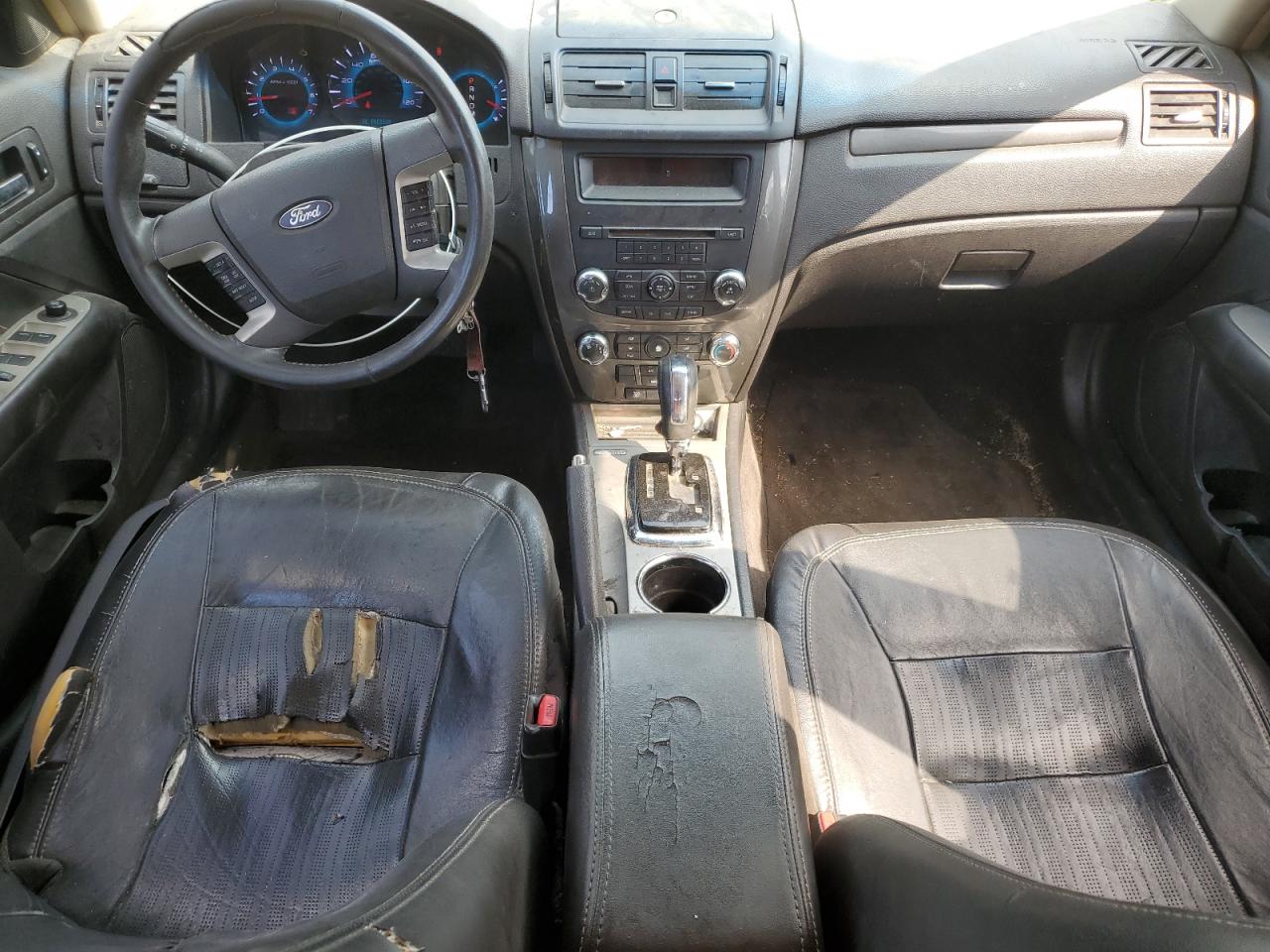 2011 Ford Fusion Sport VIN: 3FAHP0KC8BR204043 Lot: 84979495