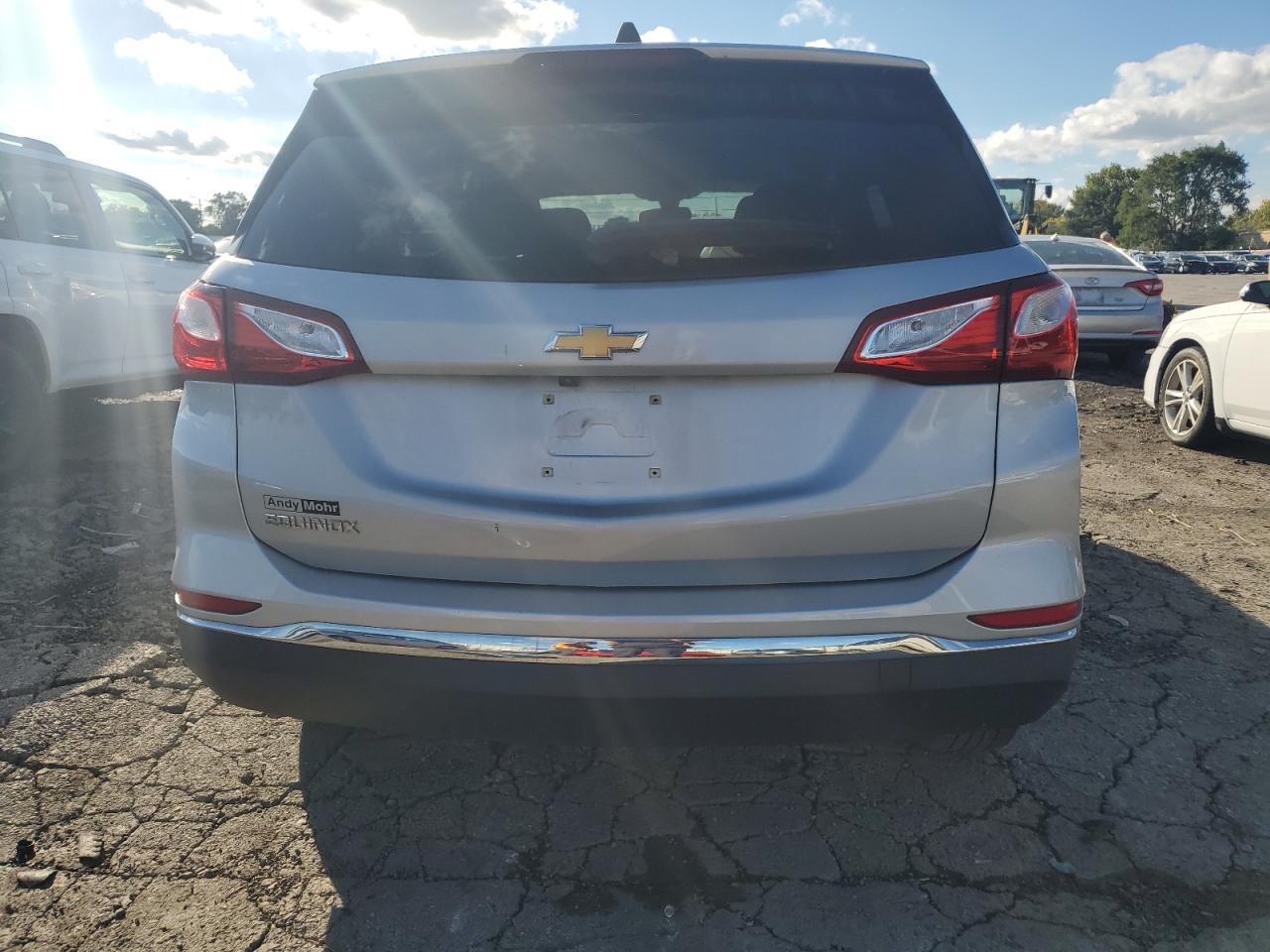 2018 Chevrolet Equinox Ls VIN: 2GNAXHEV5J6226442 Lot: 82312435