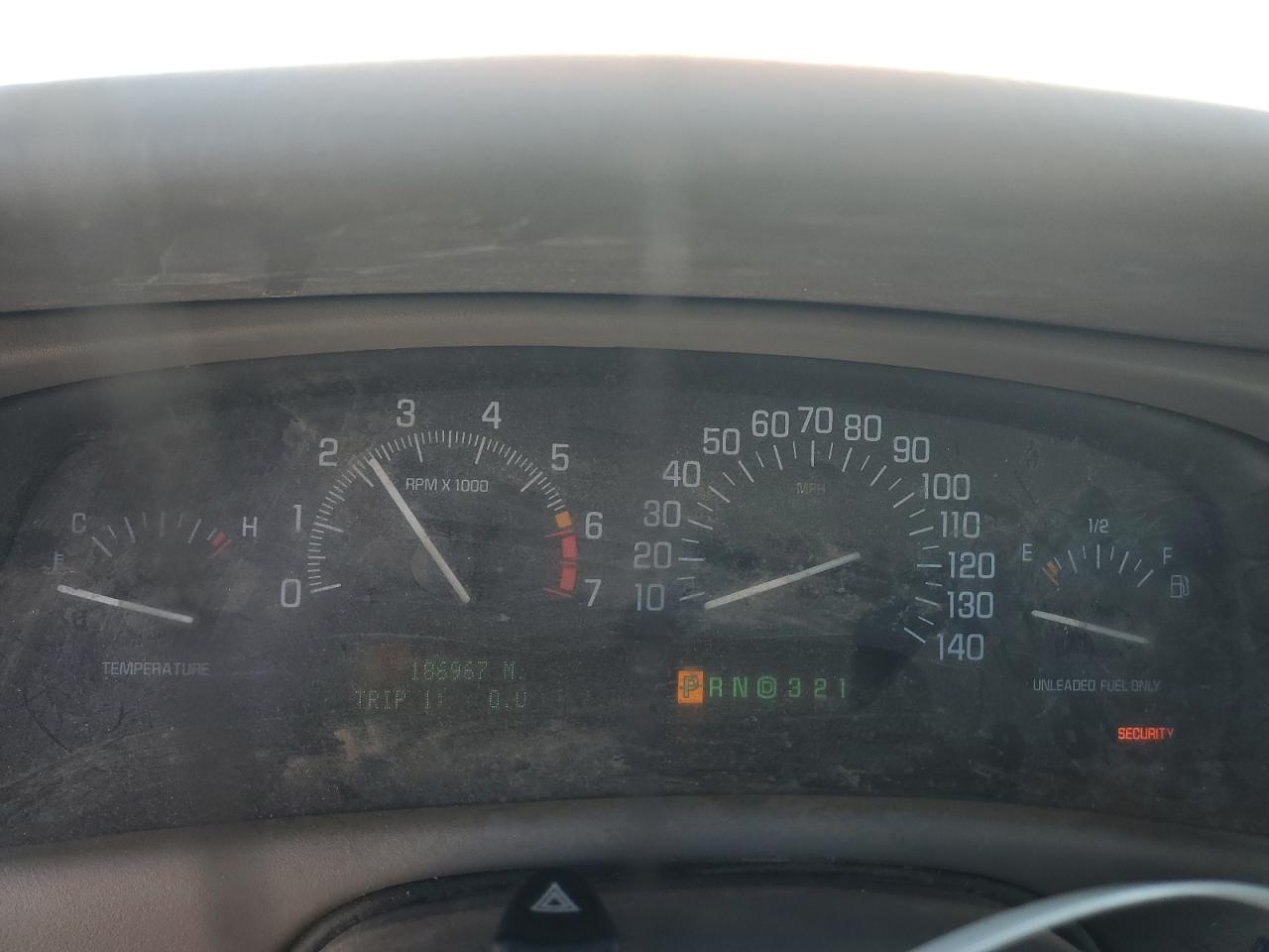 2000 Buick Park Avenue VIN: 1G4CW52K0Y4169510 Lot: 86265345