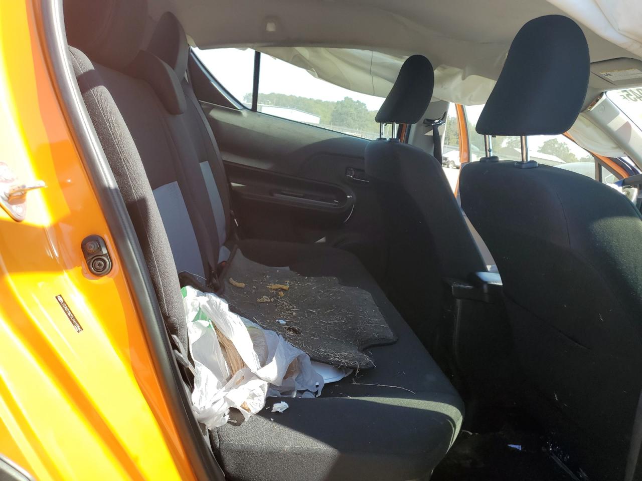 2018 Toyota Prius C VIN: JTDKDTB37J1619860 Lot: 86095045