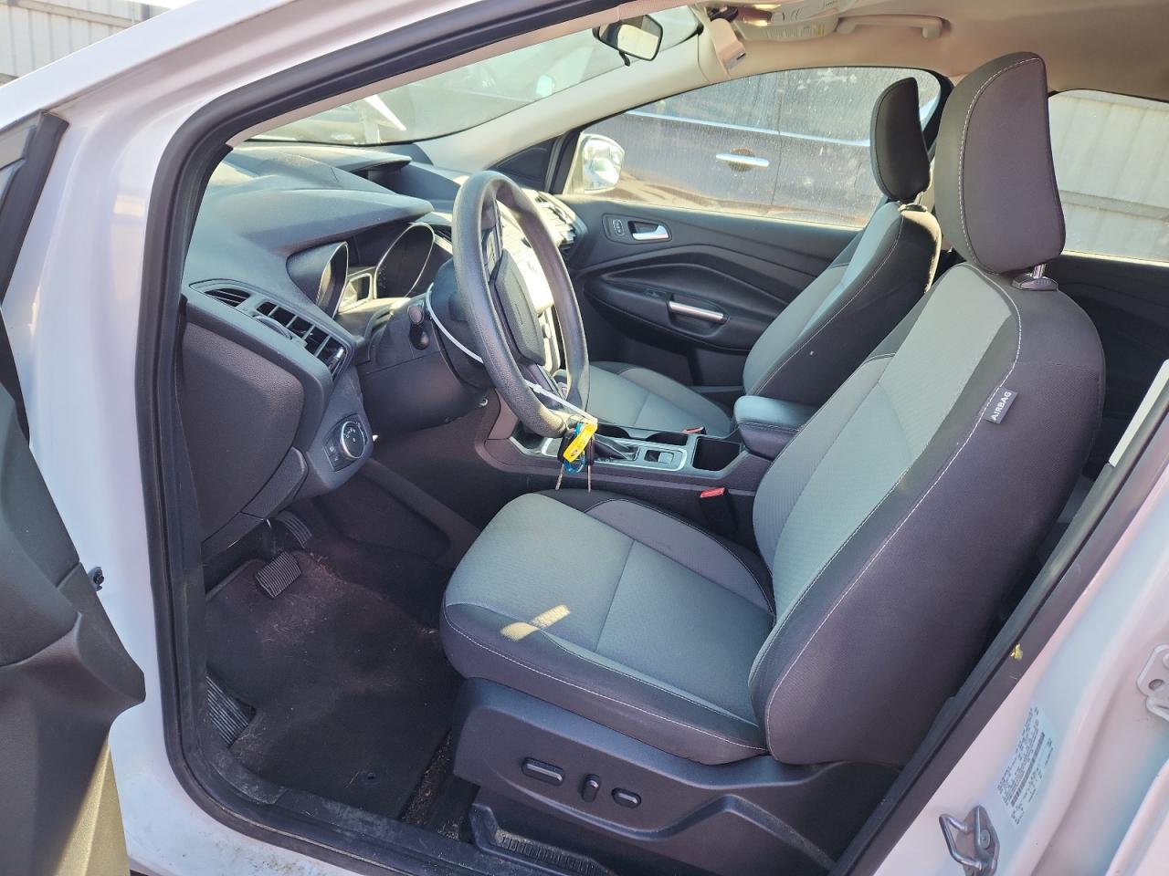 2018 Ford Escape Se VIN: 1FMCU9GDXJUC05202 Lot: 82381385