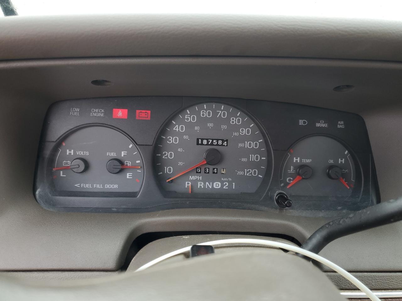 2001 Mercury Grand Marquis Gs VIN: 2MEFM74W01X713570 Lot: 85924795