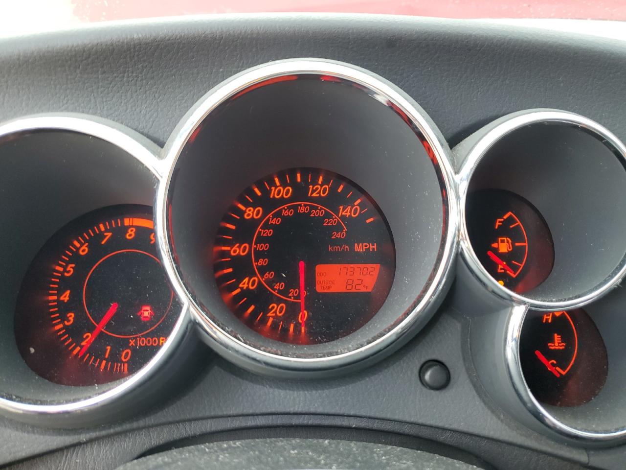 2003 Toyota Corolla Matrix Xr VIN: 2T1KR32E63C041834 Lot: 82231065