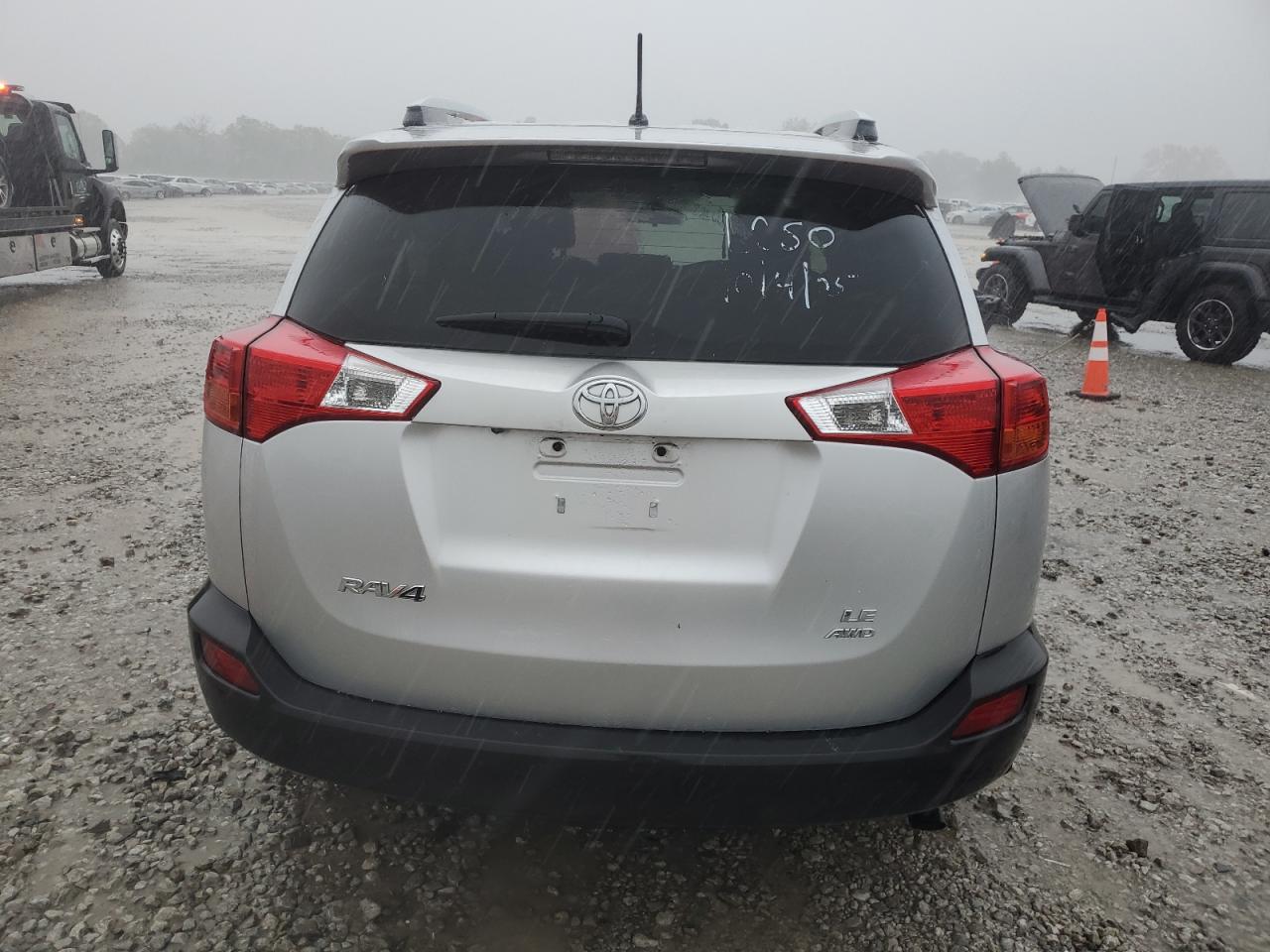 2014 Toyota Rav4 Le VIN: JTMBFREV6EJ010582 Lot: 85710255