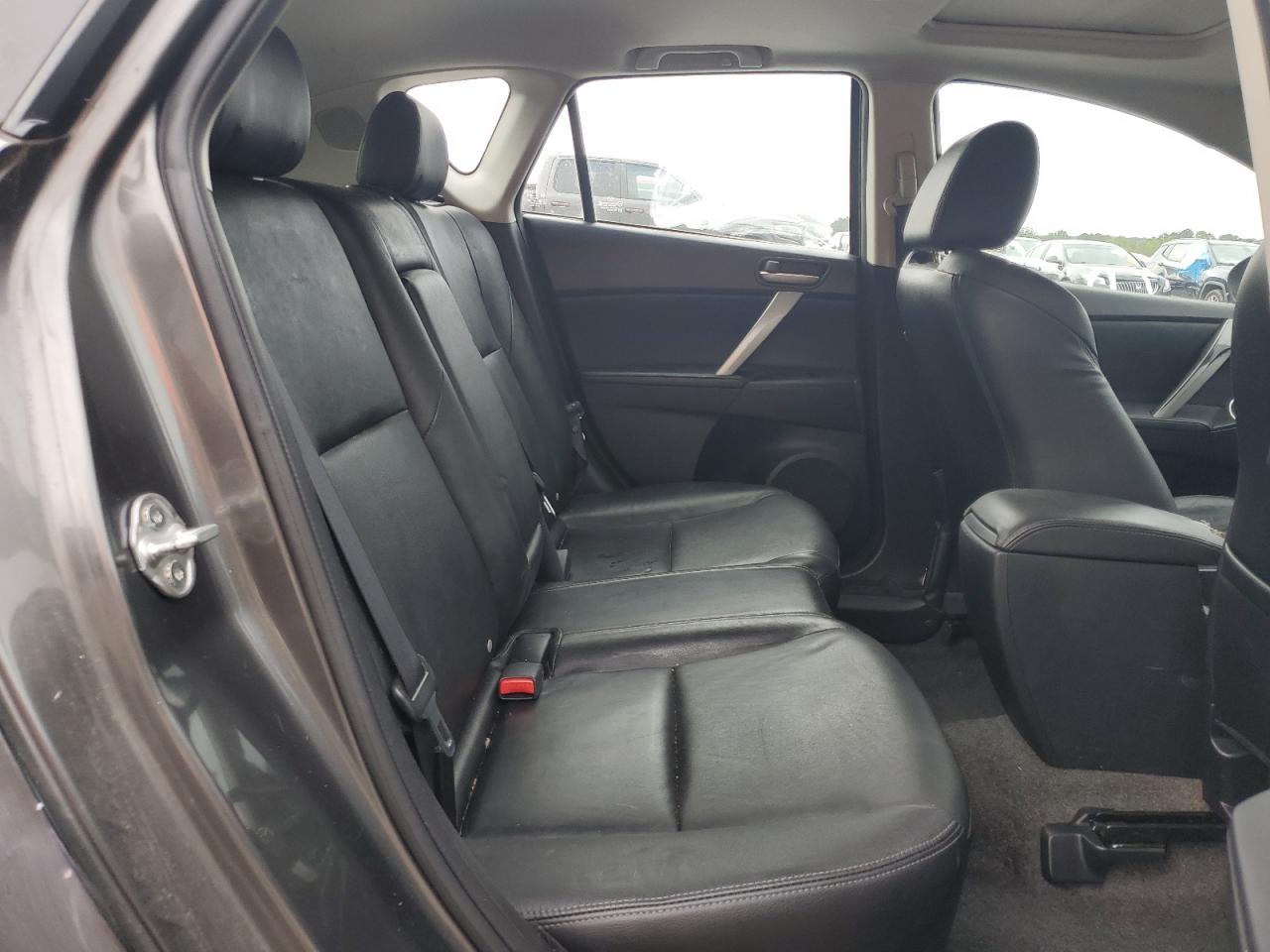 2011 Mazda 3 S VIN: JM1BL1M59B1407372 Lot: 85146195