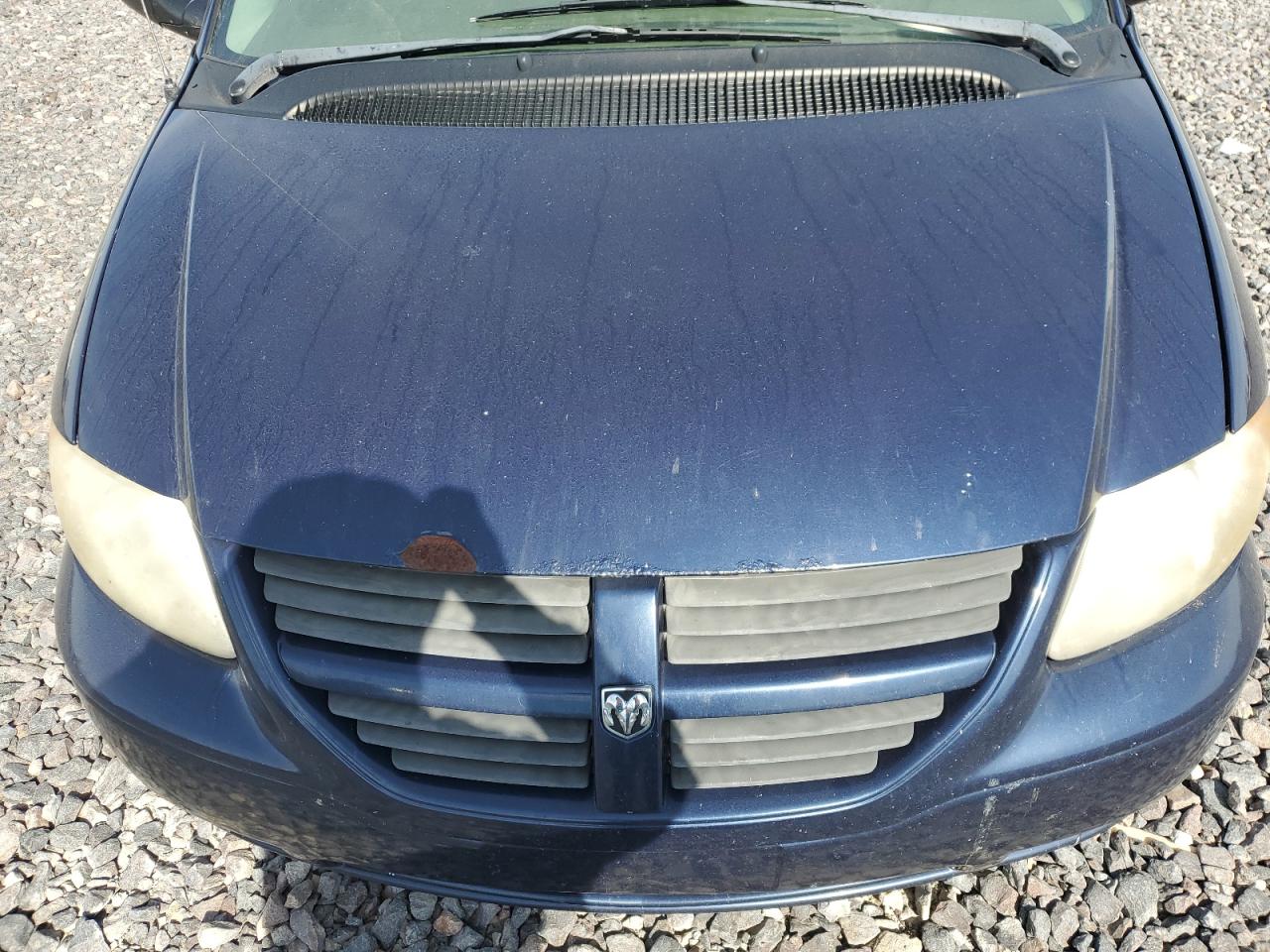 2005 Dodge Caravan Sxt VIN: 1D8GP45RX5B358406 Lot: 82355185