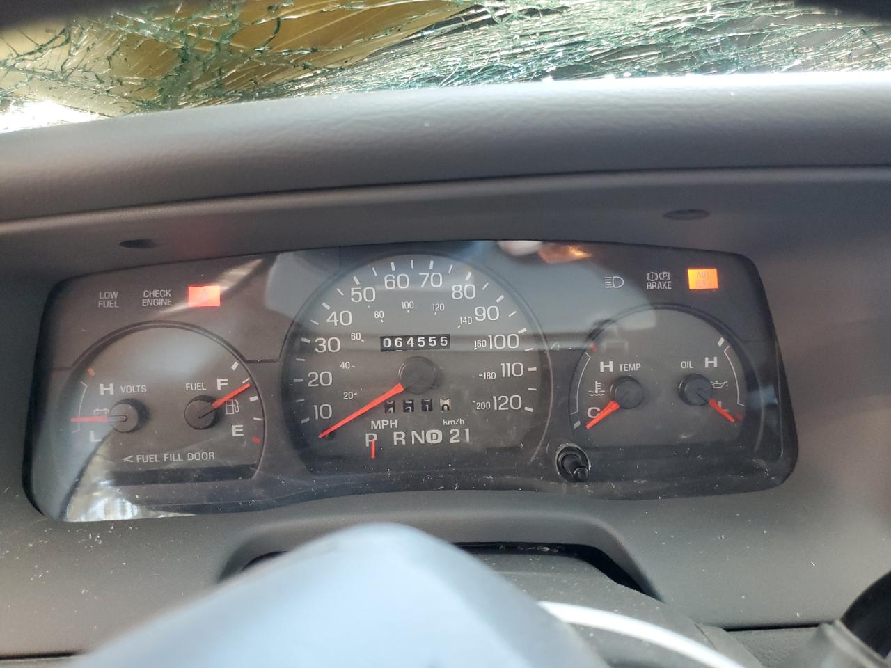 2005 Mercury Grand Marquis Gs VIN: 2MEFM74W65X605914 Lot: 85701295