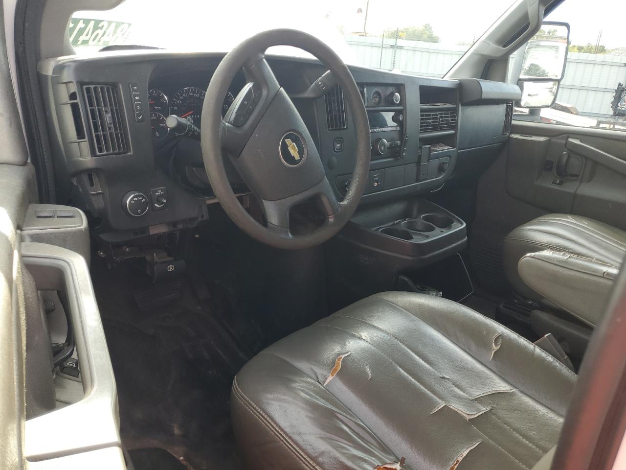 2017 Chevrolet Express G3500 VIN: 1GB0GRFGXH1179436 Lot: 84641105