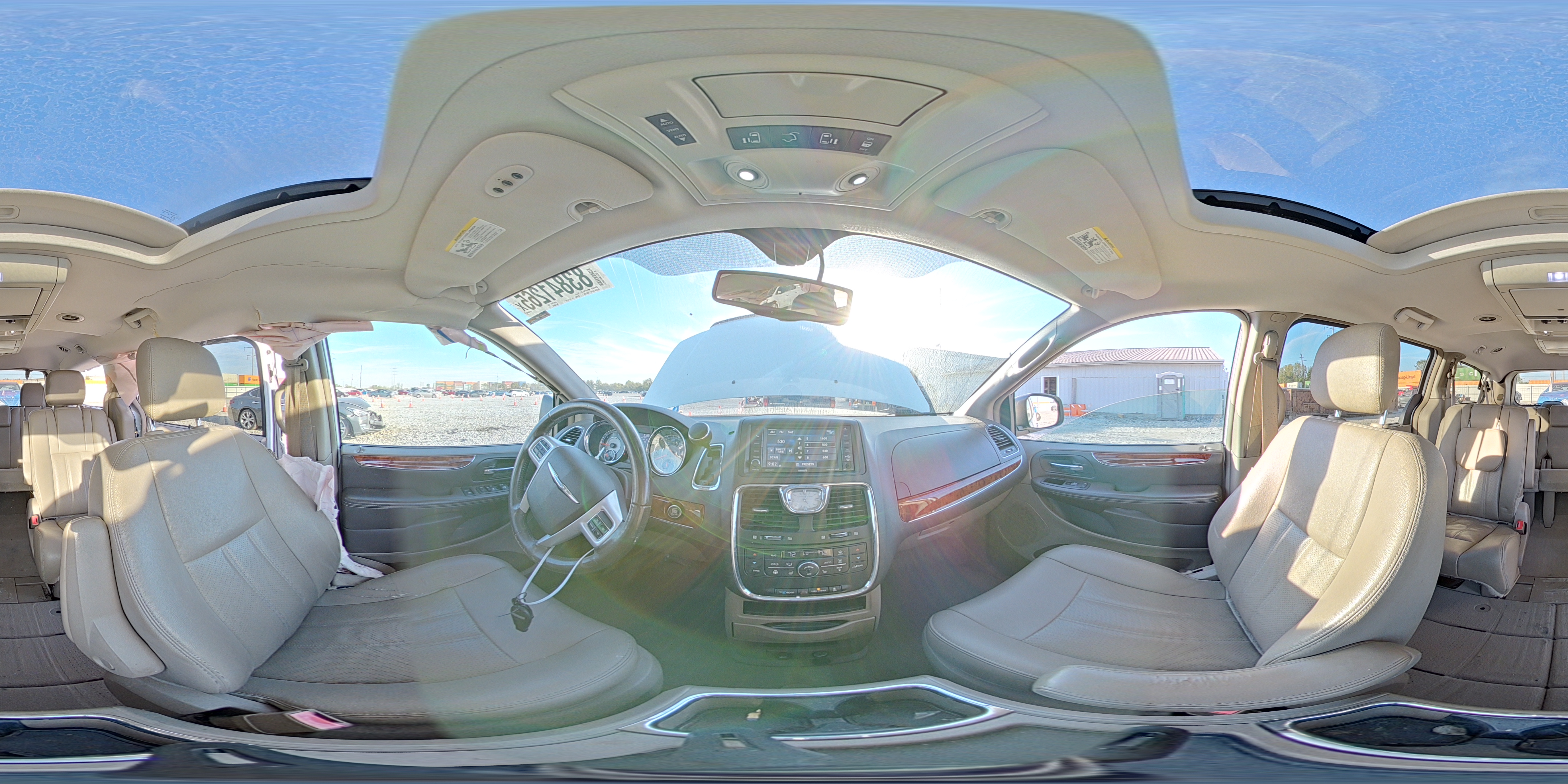 2016 Chrysler Town & Country Touring L VIN: 2C4RC1CG2GR188825 Lot: 83841265