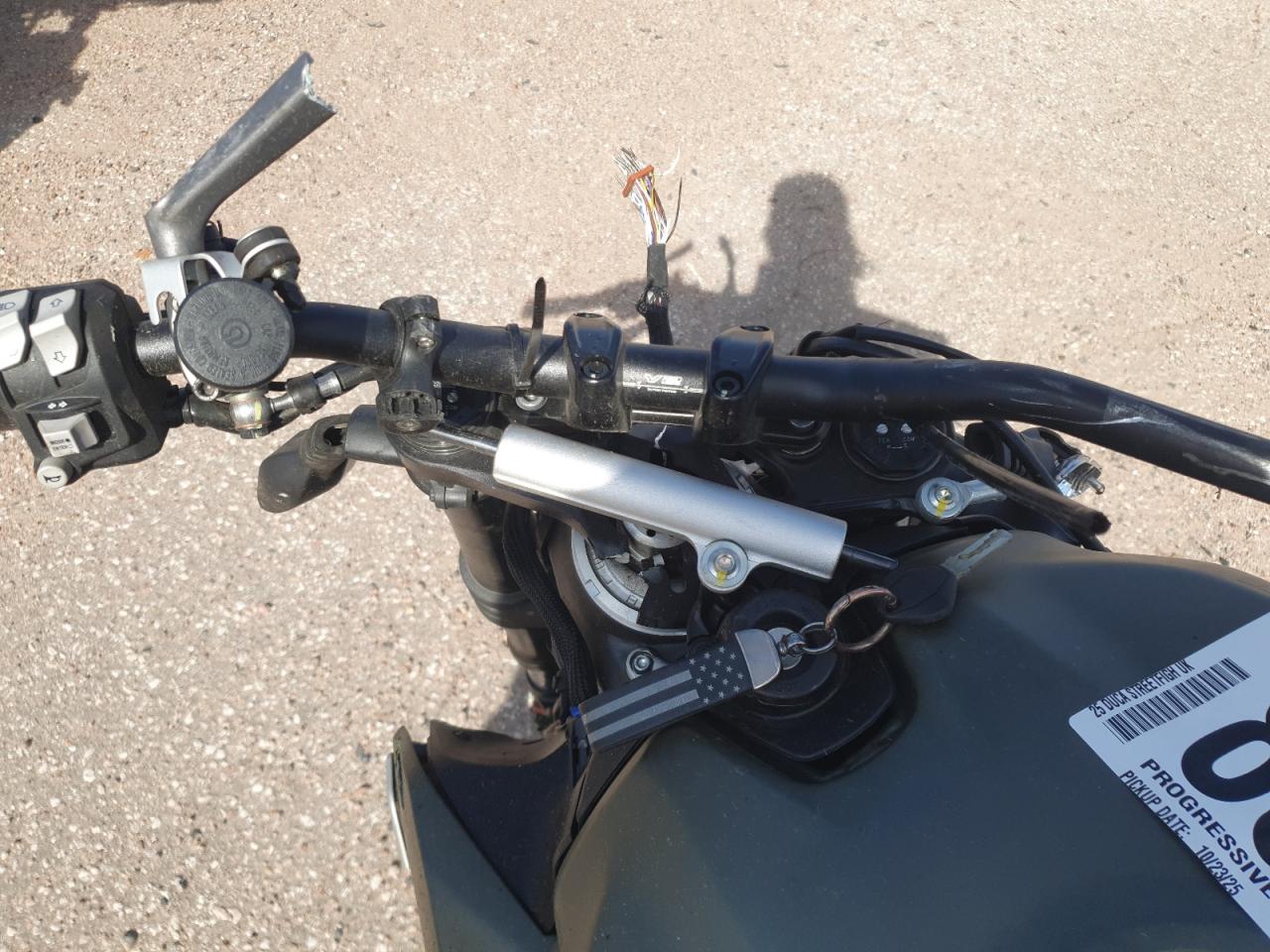 2025 Ducati Streetfighter V2 VIN: ZDMFAKYW9SB009027 Lot: 89921955