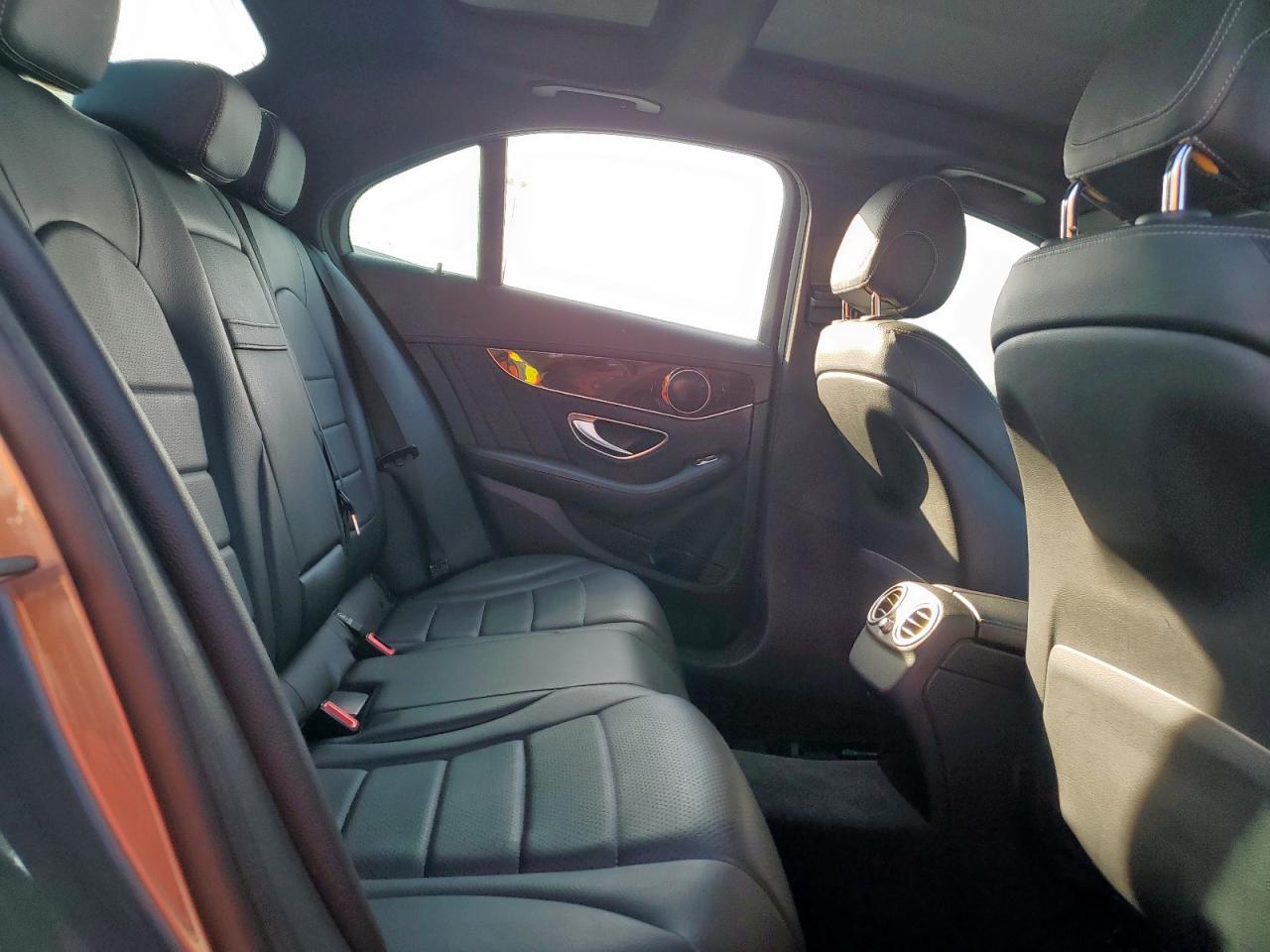 2017 Mercedes-Benz C 300 VIN: 55SWF4JB1HU209808 Lot: 85519455