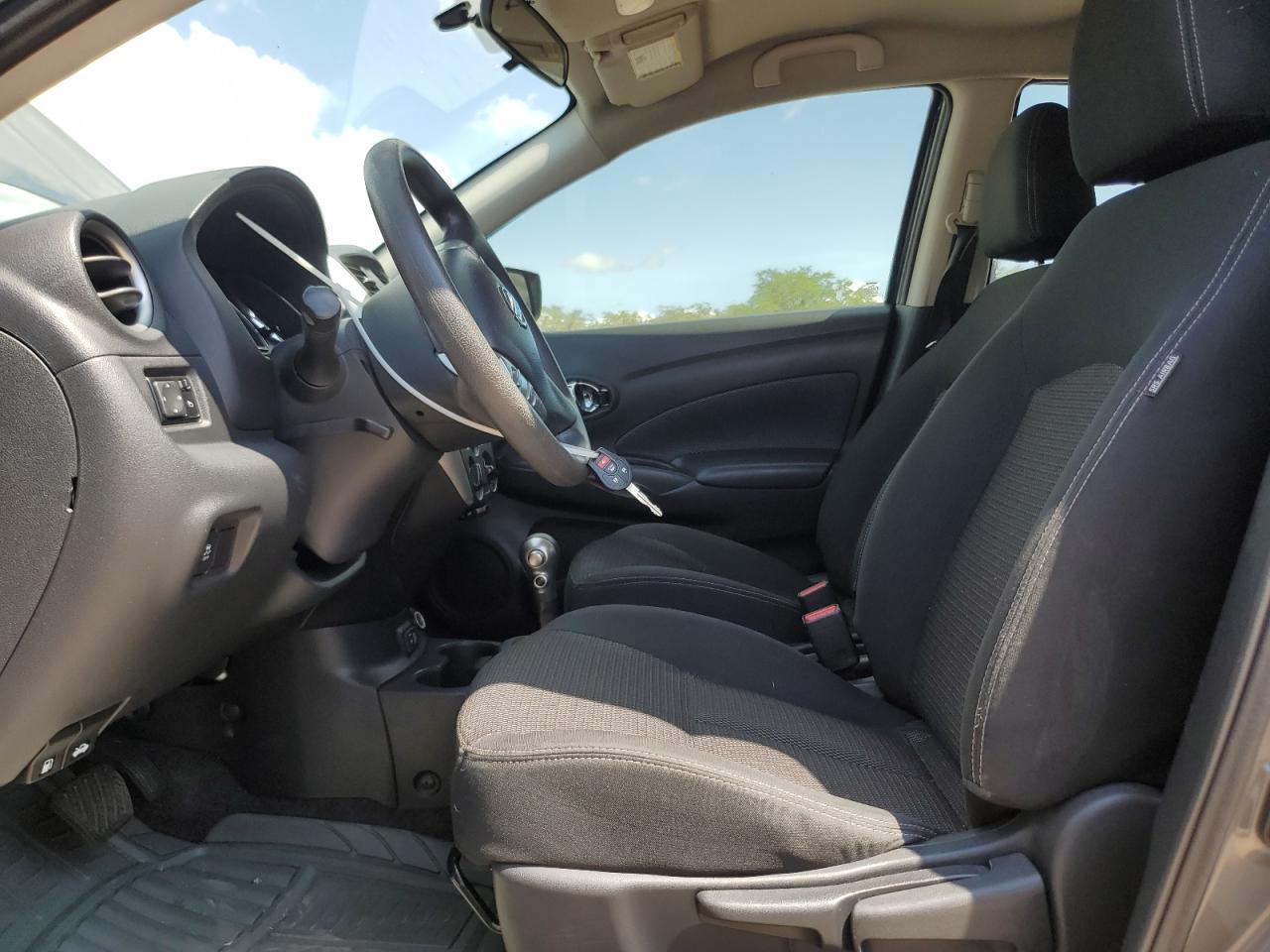 2018 Nissan Versa S VIN: 3N1CN7AP6JL832484 Lot: 70428355