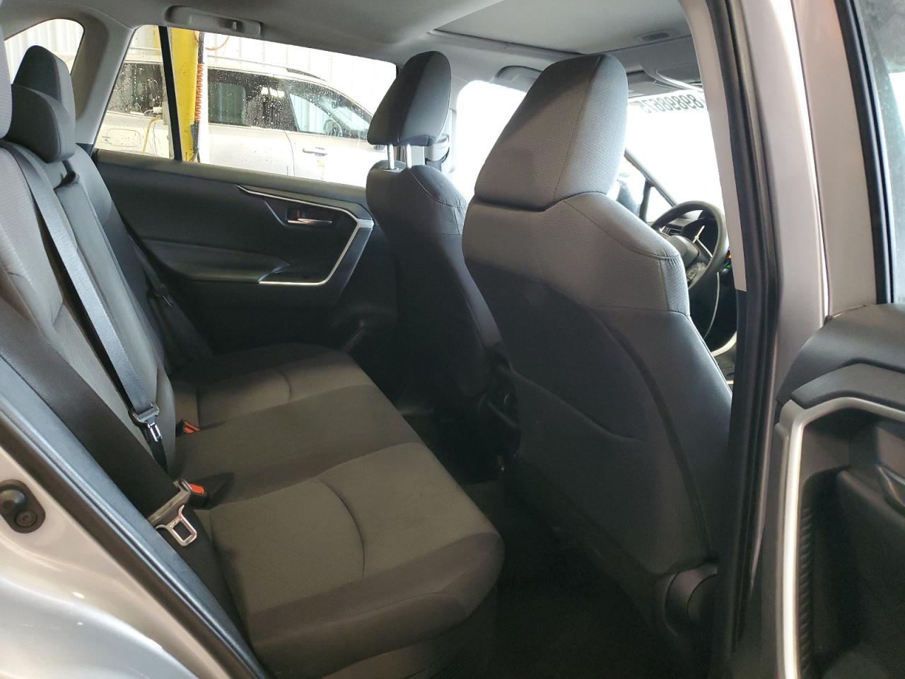 2020 Toyota Rav4 Xle VIN: 2T3RWRFVXLW077410 Lot: 89898675