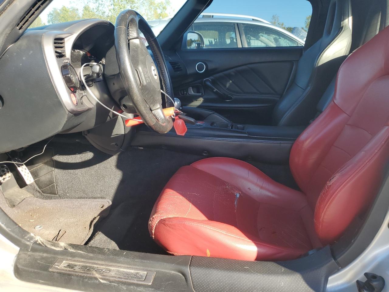 2002 Honda S2000 VIN: JHMAP114X2T007366 Lot: 84370215