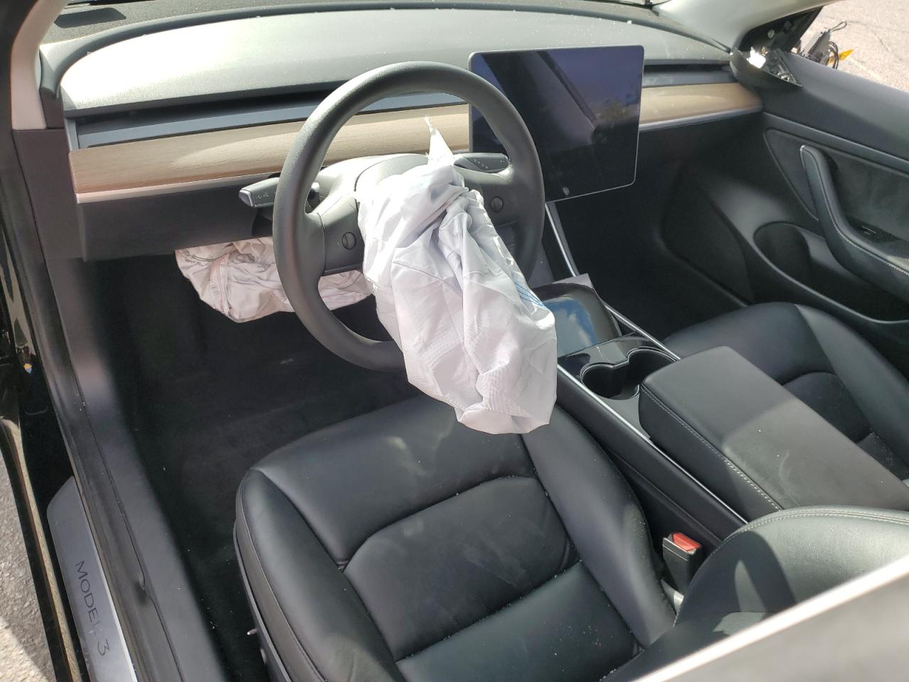 2020 Tesla Model 3 VIN: 5YJ3E1EAXLF807895 Lot: 82421155