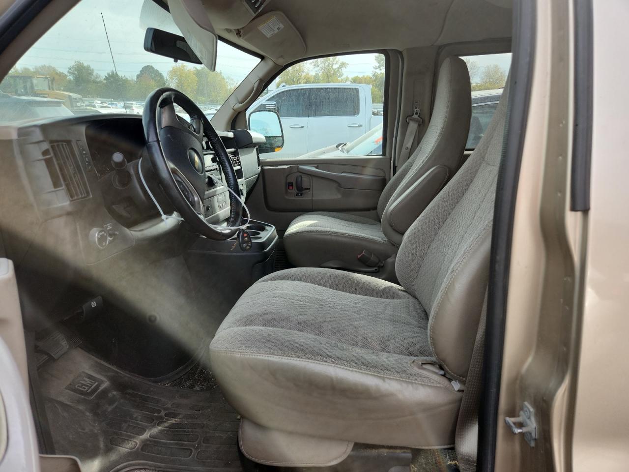 2013 Chevrolet Express G1500 Lt VIN: 1GNSHCF4XD1130307 Lot: 86992885