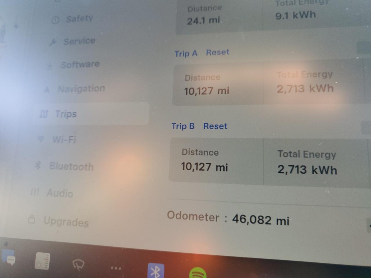 2023 Tesla Model Y VIN: 7SAYGDEE0PF846993 Lot: 87112405