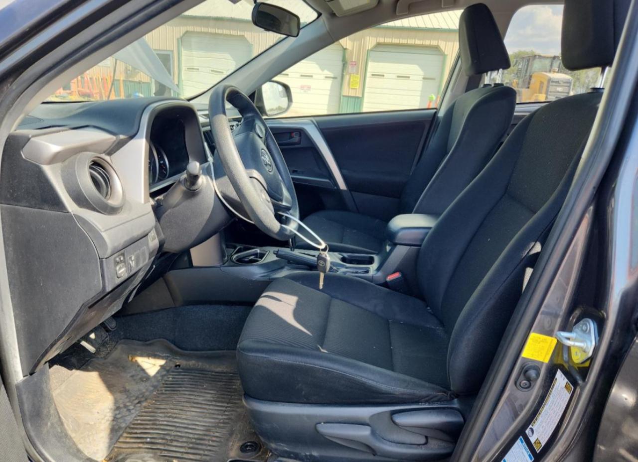 2016 Toyota Rav4 Le VIN: JTMBFREV4GJ099376 Lot: 84880155