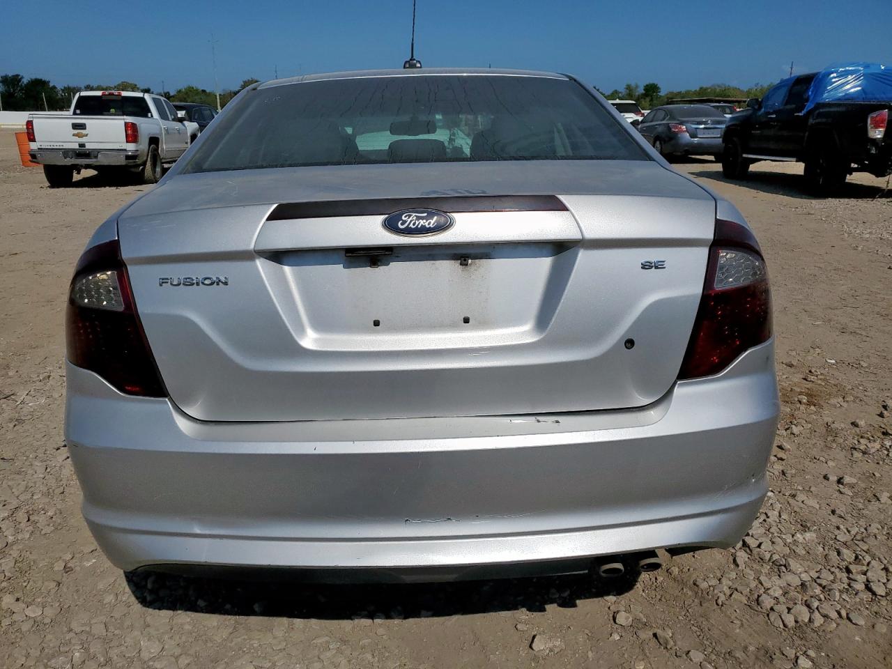 2011 Ford Fusion Se VIN: 3FAHP0HA8BR327802 Lot: 81998335