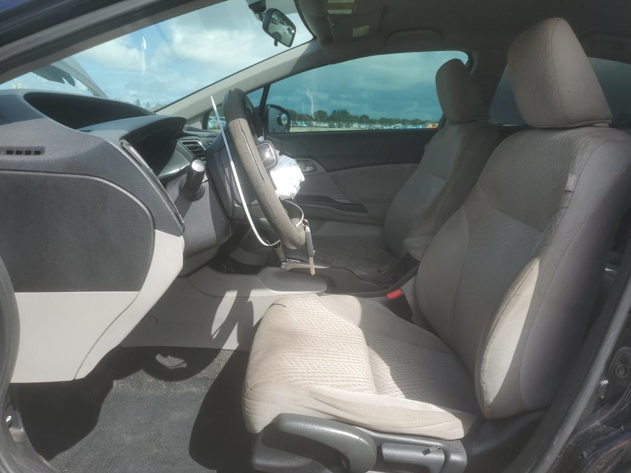 2014 Honda Civic Lx VIN: 19XFB2F50EE037762 Lot: 84778955