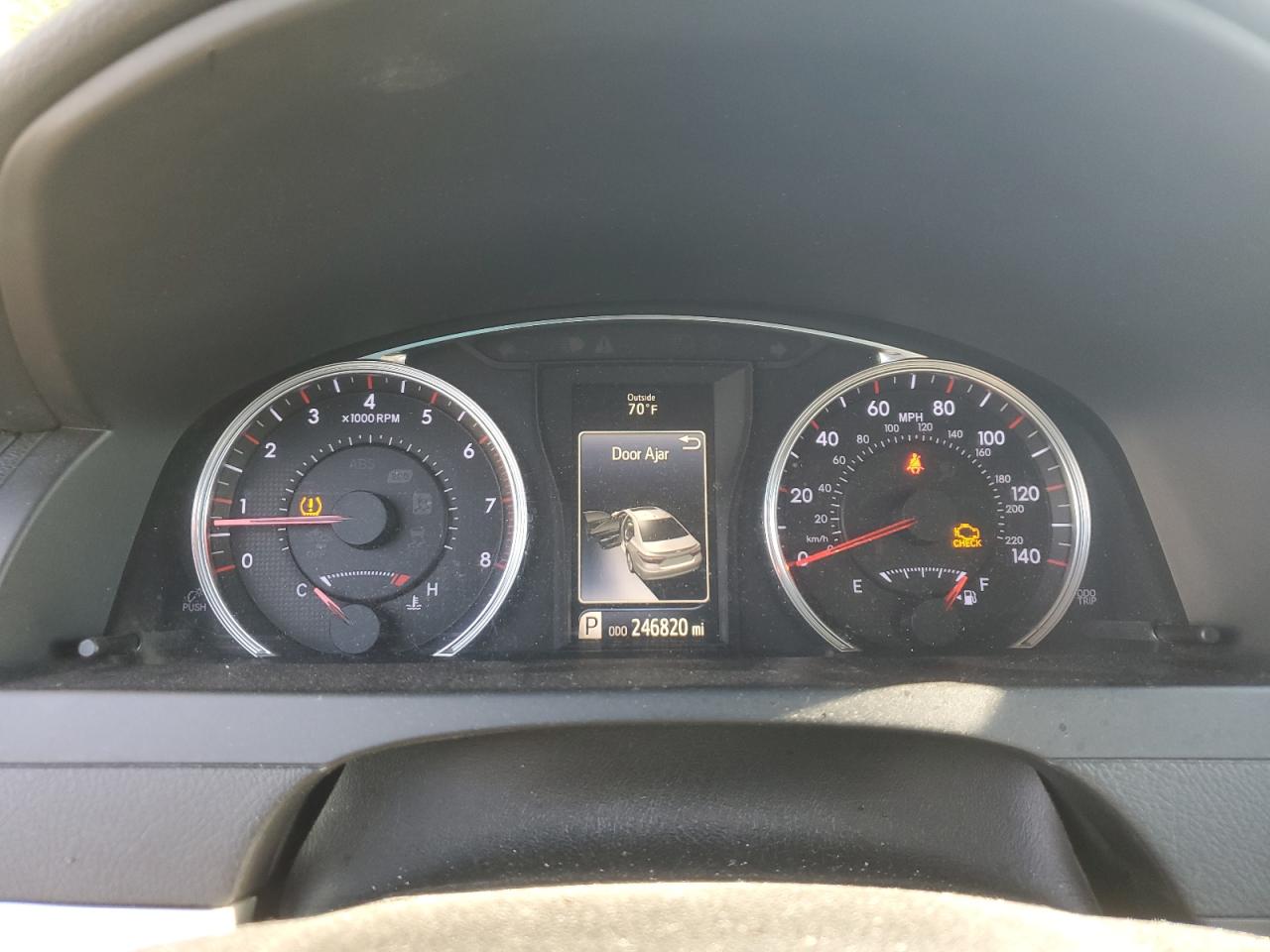 2015 Toyota Camry Le VIN: 4T1BF1FK7FU088662 Lot: 82300365