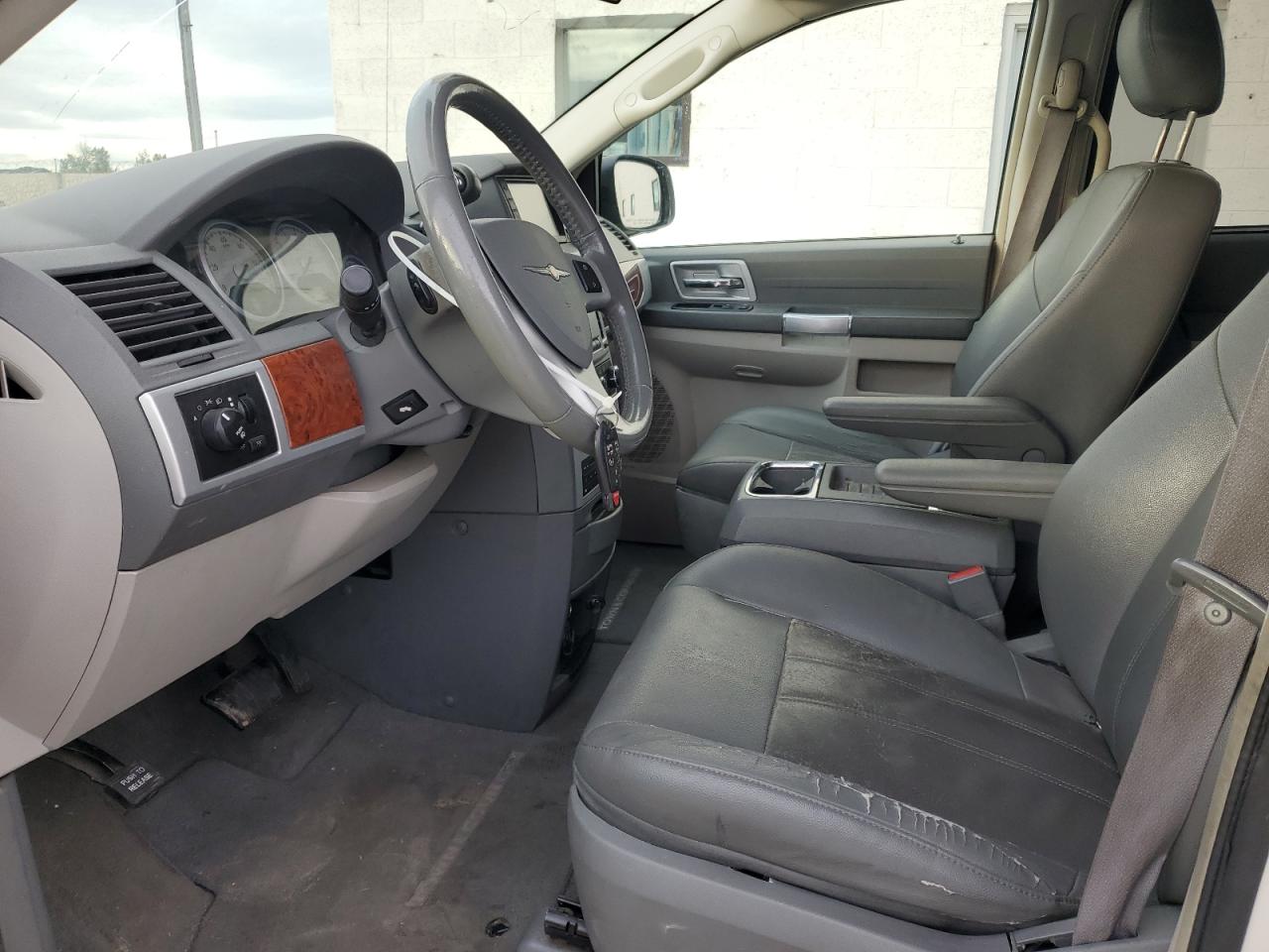 2008 Chrysler Town & Country Touring VIN: 2A8HR54P98R735793 Lot: 86512615