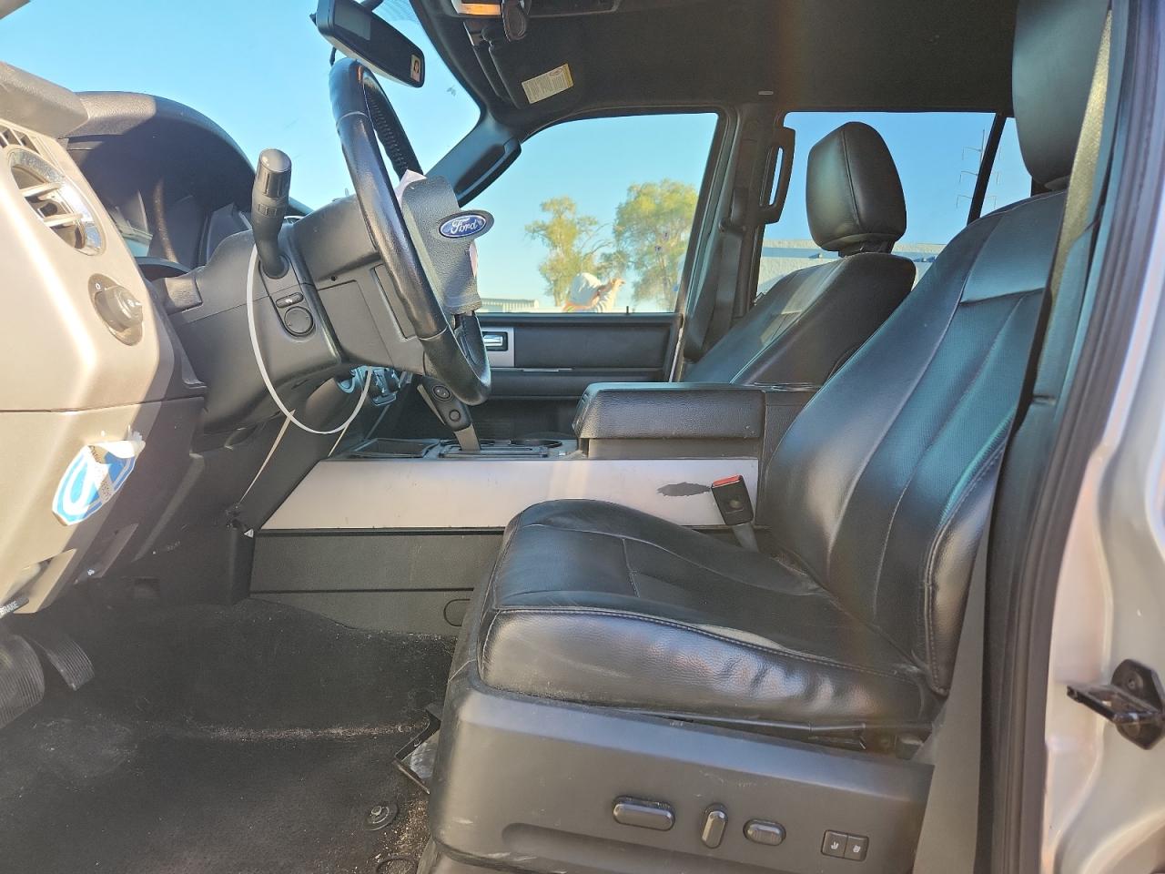 2017 Ford Expedition Xlt VIN: 1FMJU1JT4HEA33035 Lot: 85165065