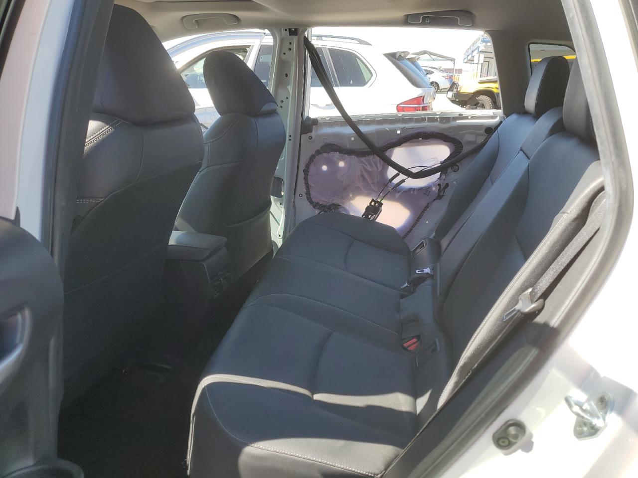 2022 Toyota Corolla Cross Xle VIN: 7MUDAAAG2NV023872 Lot: 82490075