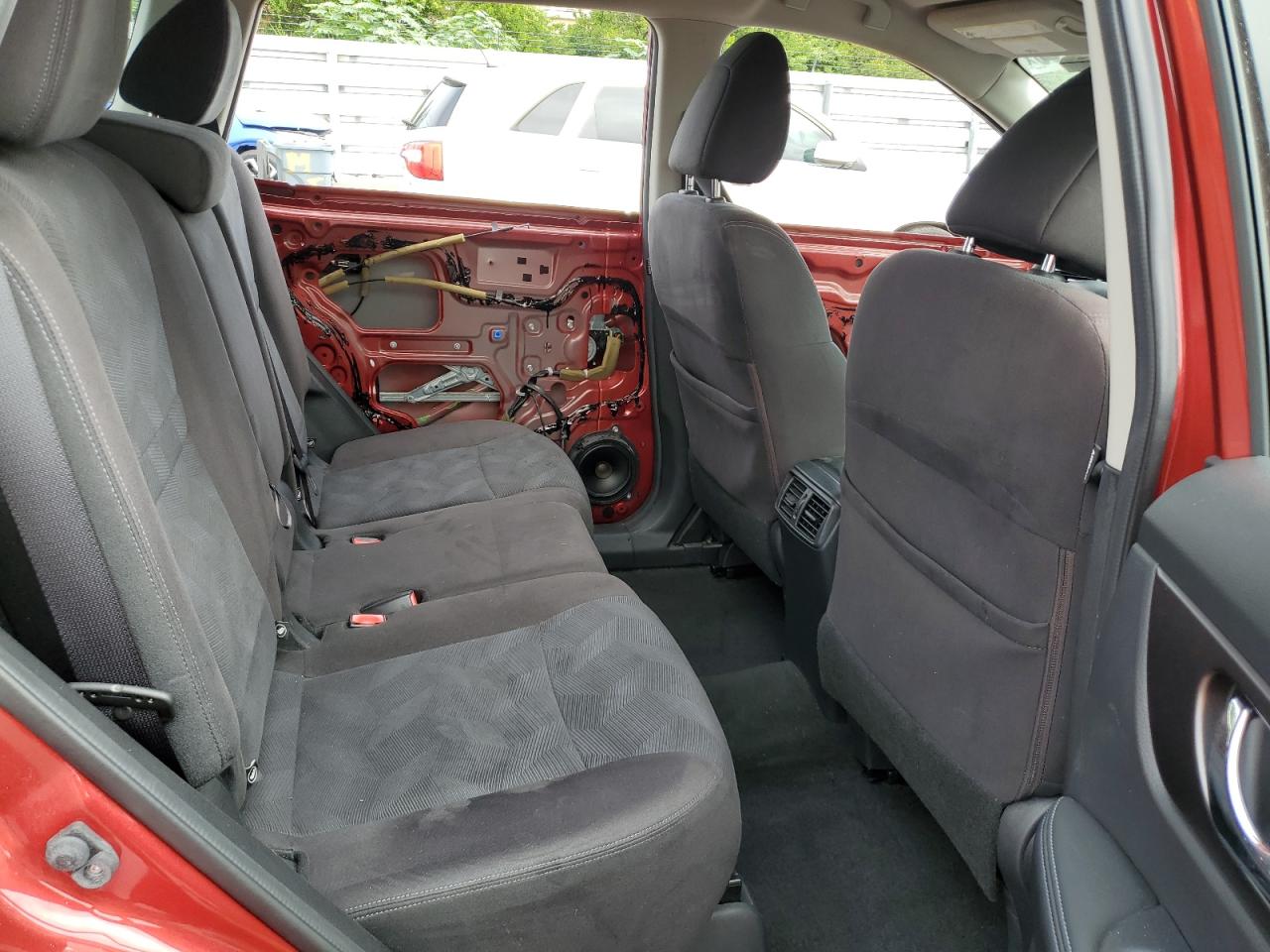 2015 Nissan Rogue S VIN: KNMAT2MV6FP533693 Lot: 86126705
