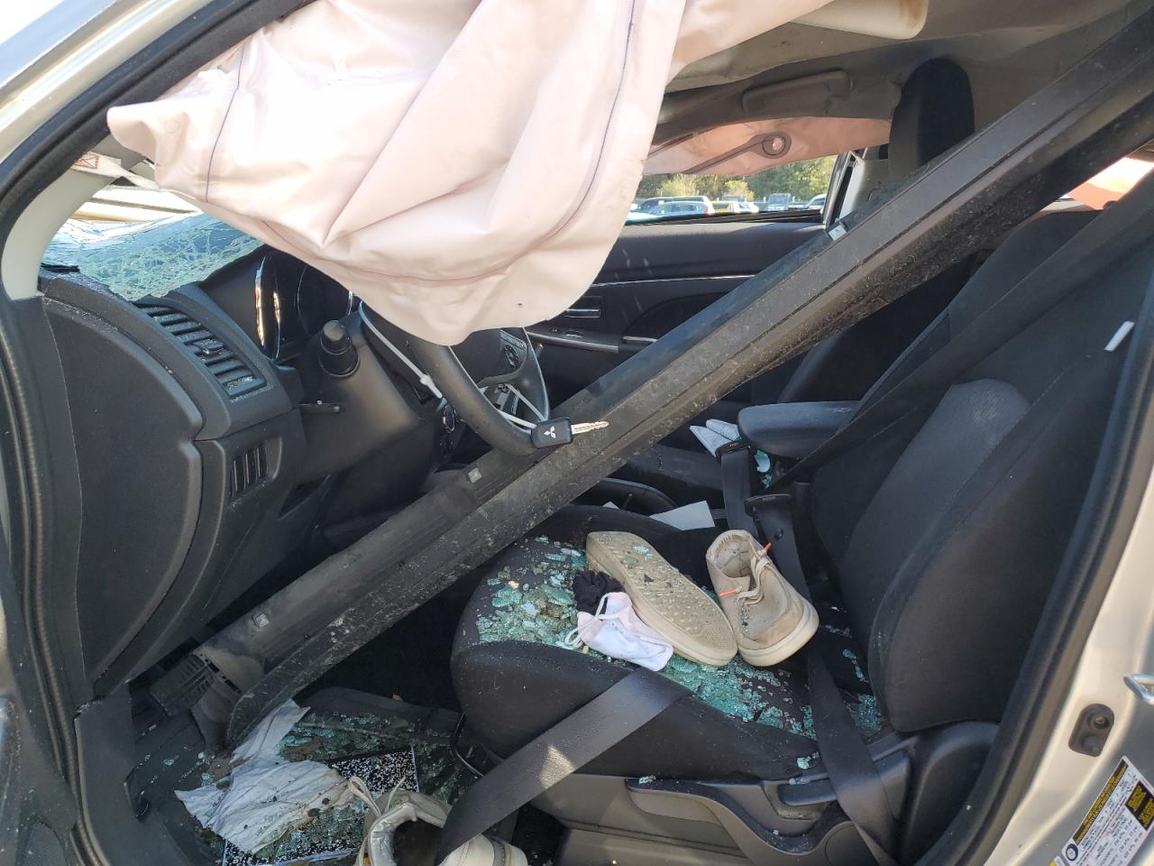 2018 Mitsubishi Outlander Sport Es VIN: JA4AR3AU4JZ017596 Lot: 85926555