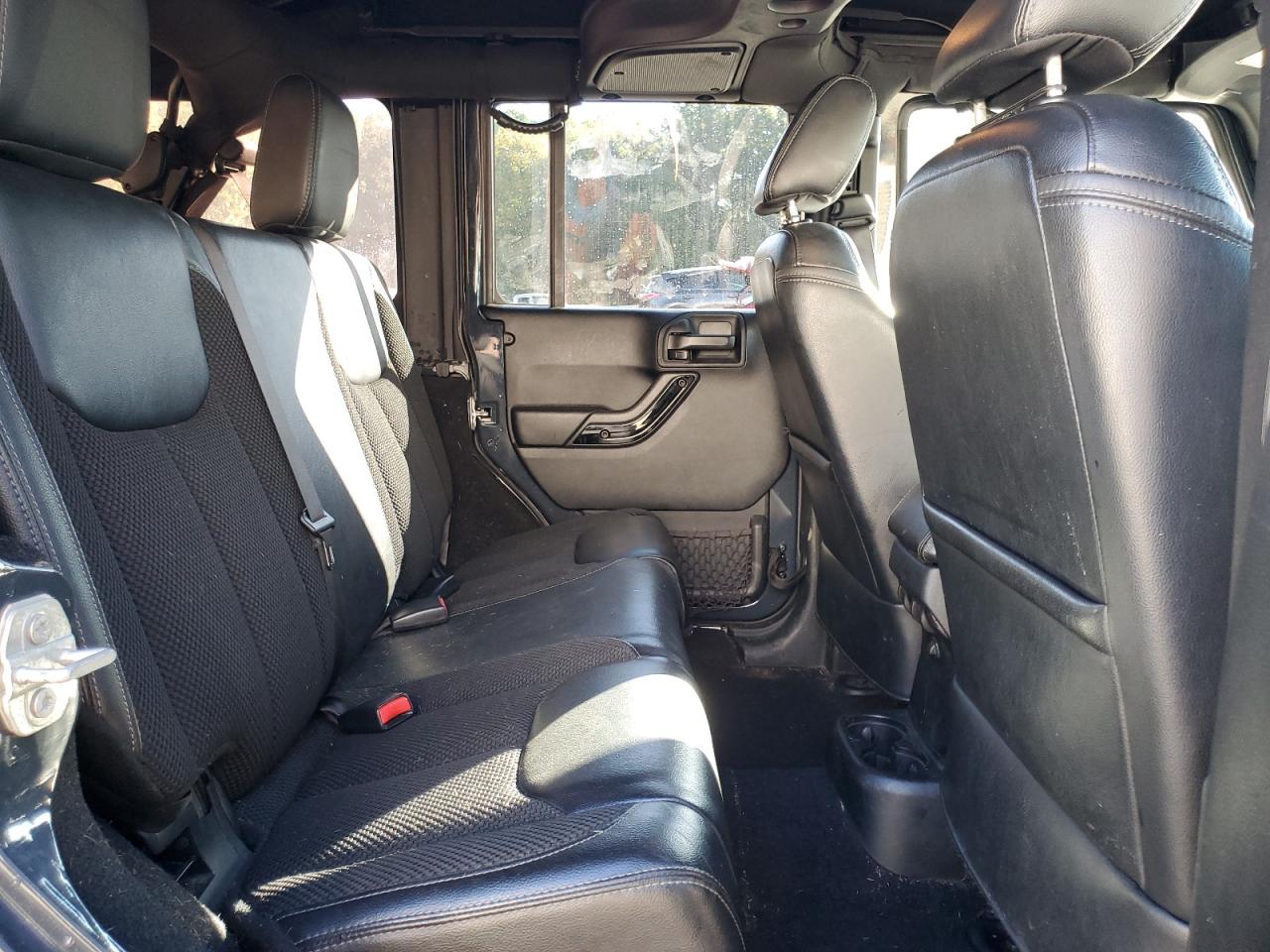 2017 Jeep Wrangler Unlimited W VIN: 1C4BJWEG2HL608045 Lot: 86142945