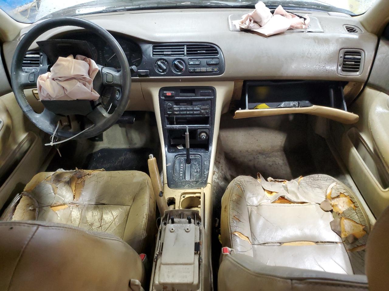 1995 Honda Accord Ex VIN: 1HGCD5666SA011397 Lot: 89796635