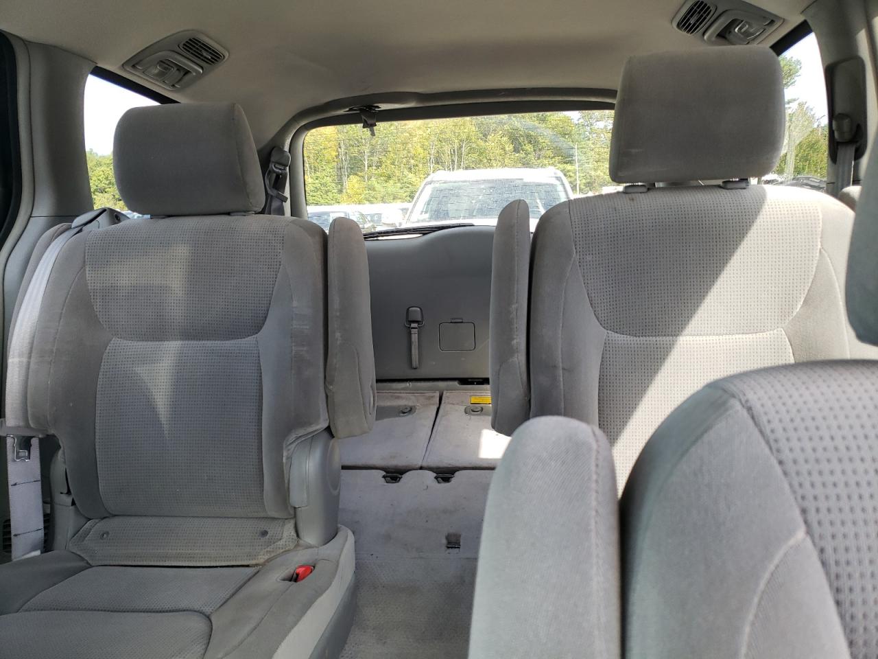 2005 Toyota Sienna Ce VIN: 5TDZA23C85S224269 Lot: 84860445