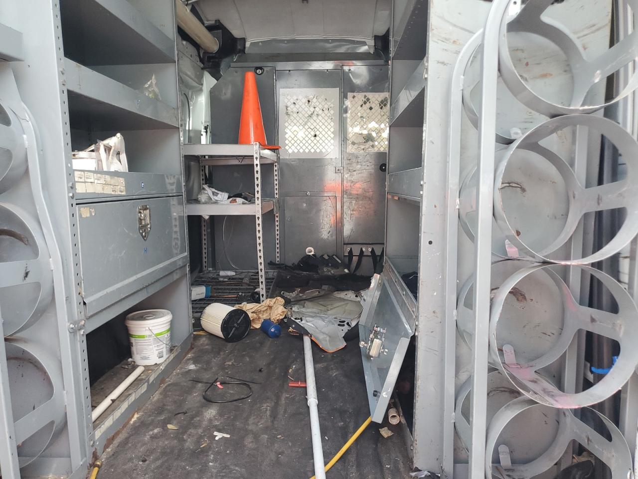 2016 Ford Transit Delivery Van VIN: 1FTYR2XG0GKA31299 Lot: 84199975