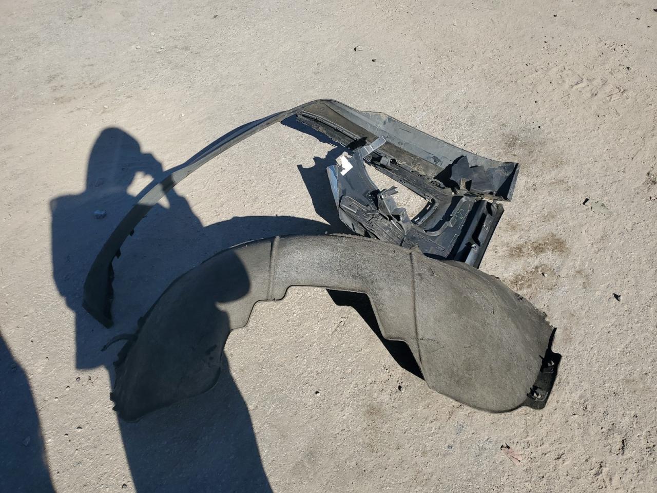 2015 GMC Yukon Xl C1500 Sle VIN: 1GKS1GKC9FR280175 Lot: 87066285