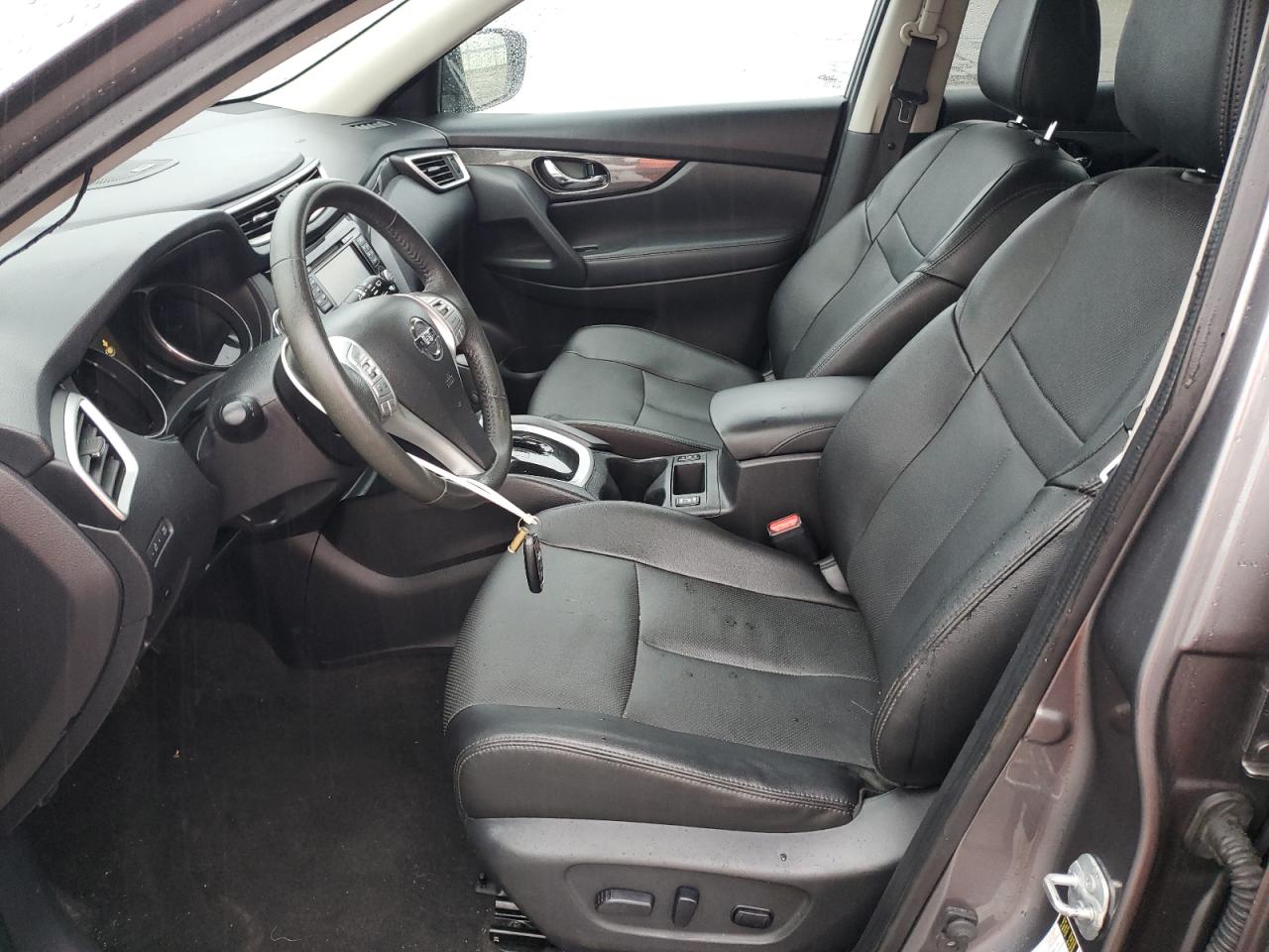 2016 Nissan Rogue S VIN: KNMAT2MV5GP683117 Lot: 82260405