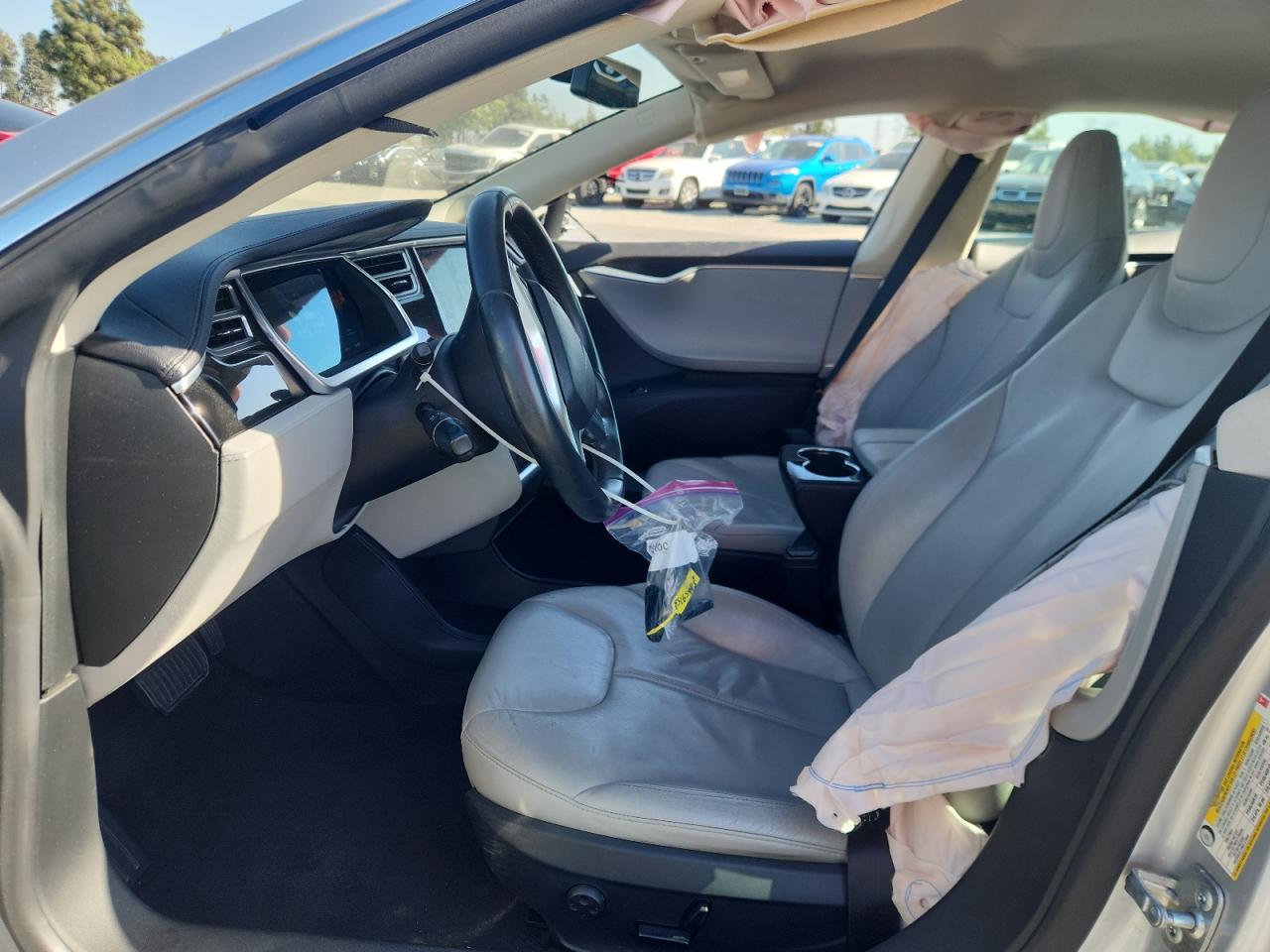 2013 Tesla Model S VIN: 5YJSA1CN6DFP19585 Lot: 85165985