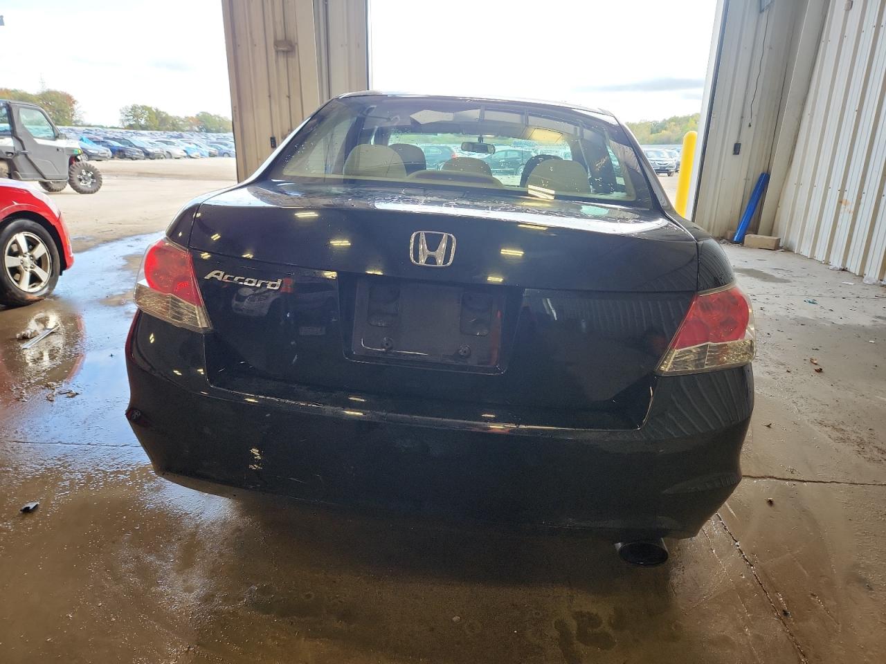 2010 Honda Accord Lxp VIN: 1HGCP2F4XAA075638 Lot: 82460965