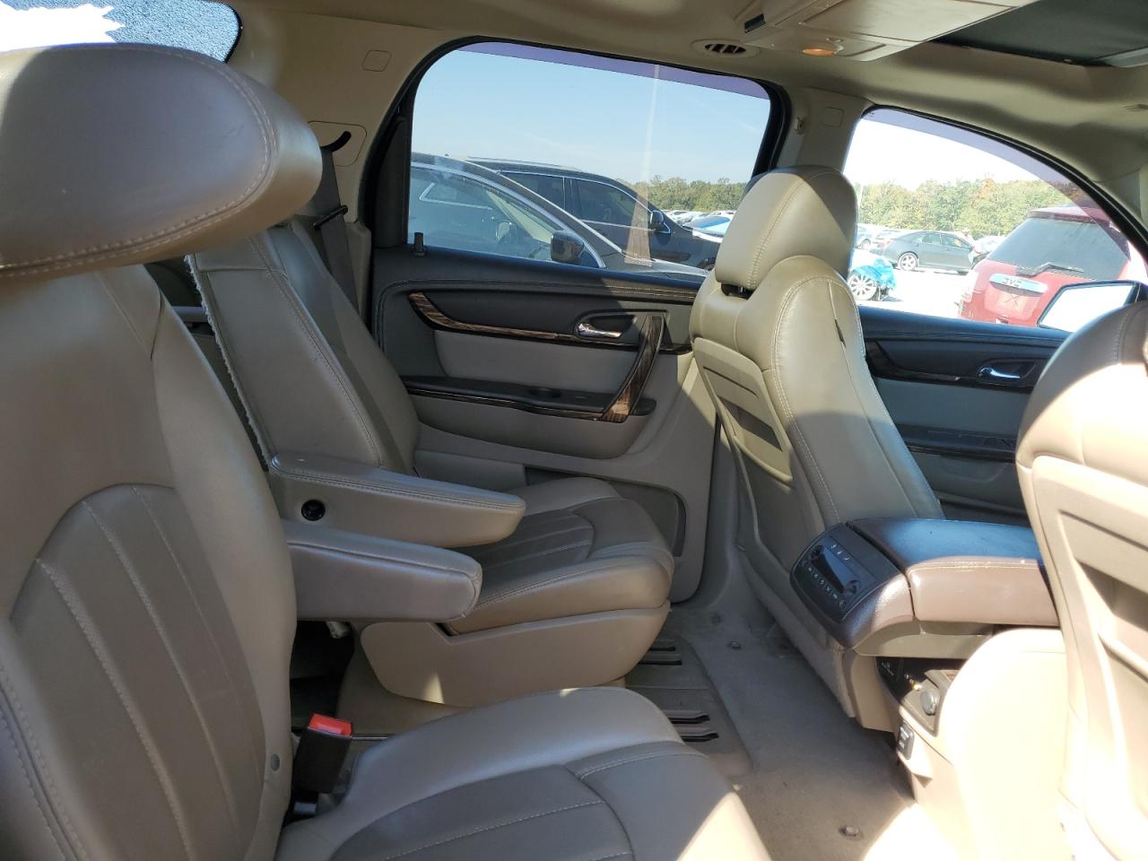 2015 GMC Acadia Denali VIN: 1GKKVTKD7FJ194528 Lot: 82541845