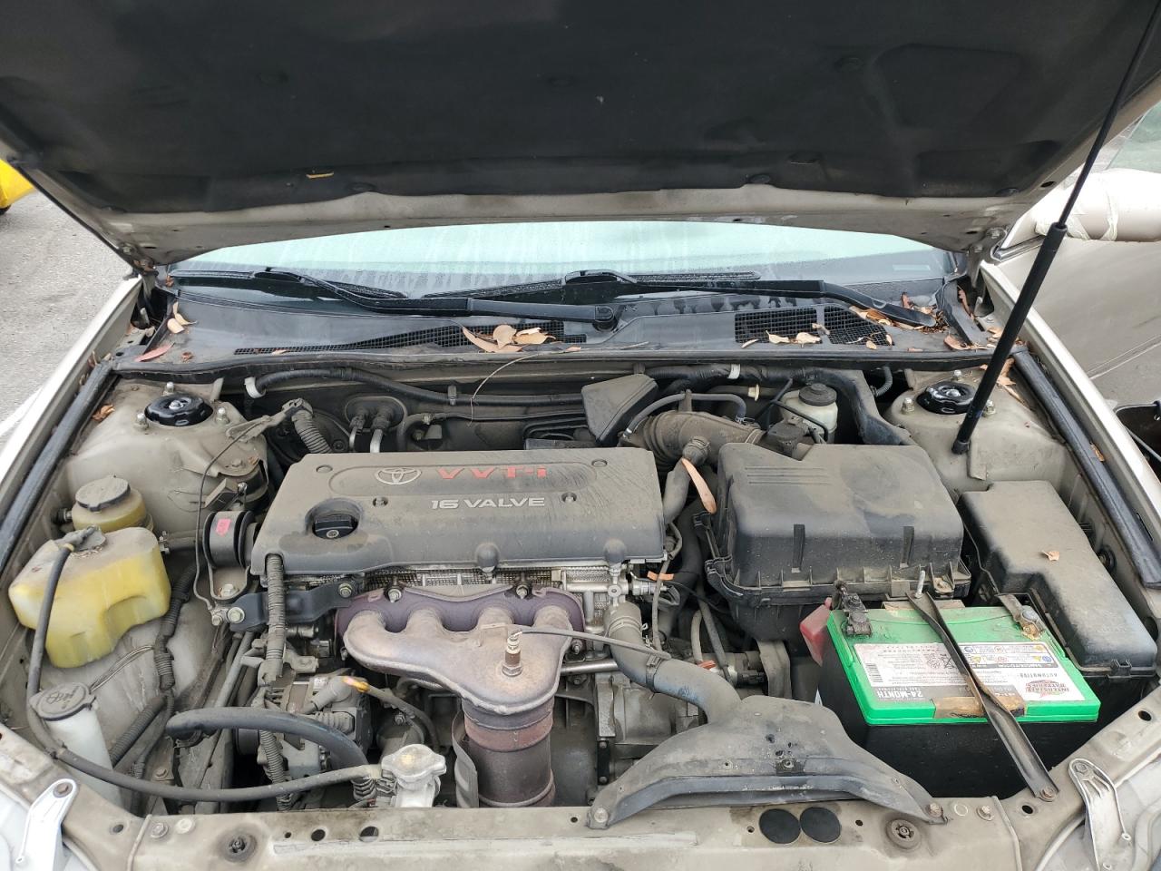 2004 Toyota Camry Le VIN: JTDBE32K540245988 Lot: 85377585
