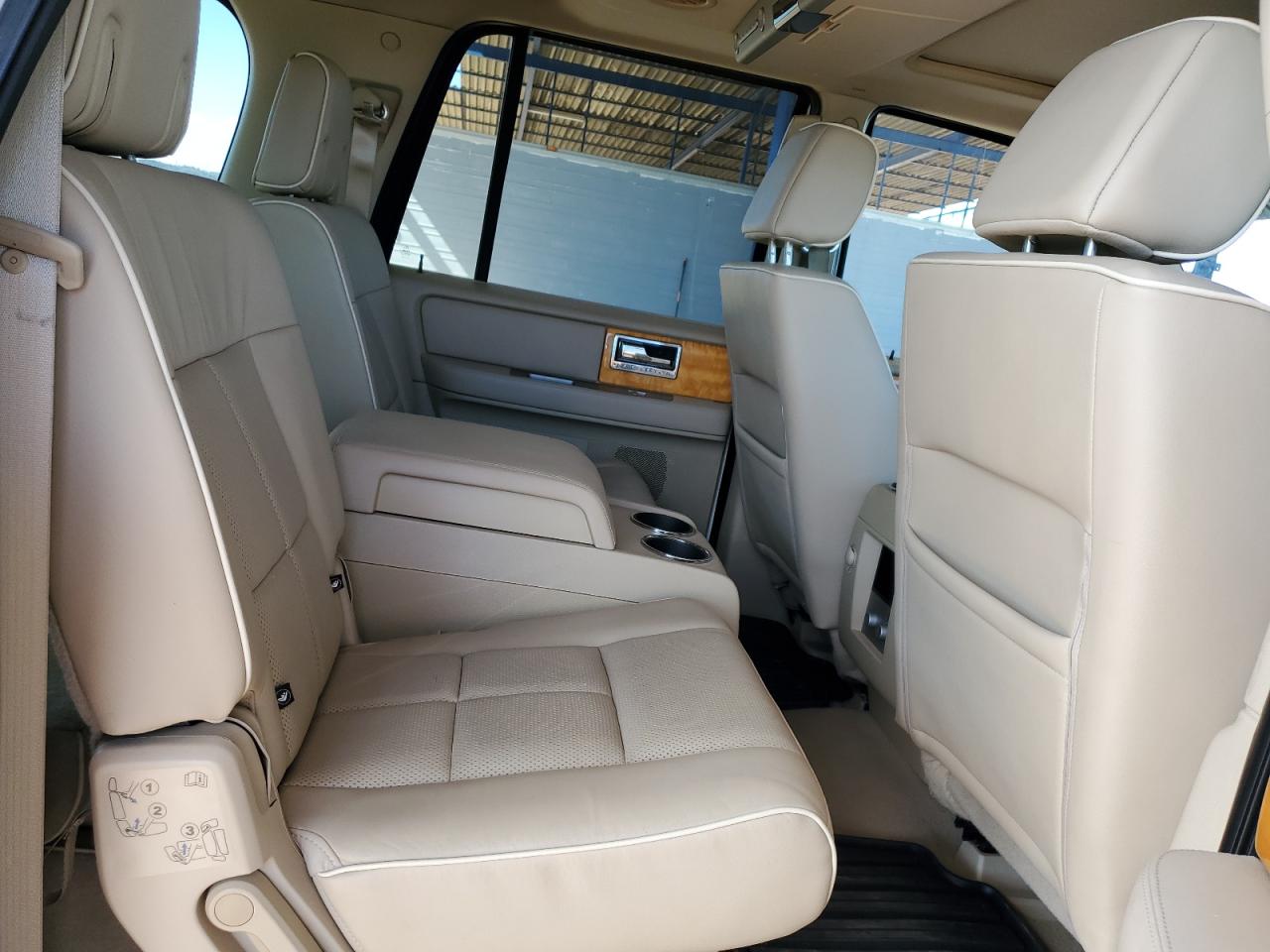 2007 Lincoln Navigator L VIN: 5LMFL28587LJ22703 Lot: 86155395