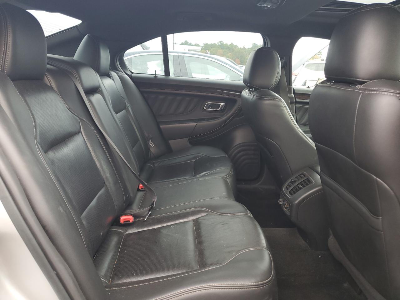 2017 Ford Taurus Limited VIN: 1FAHP2J83HG117885 Lot: 86265725