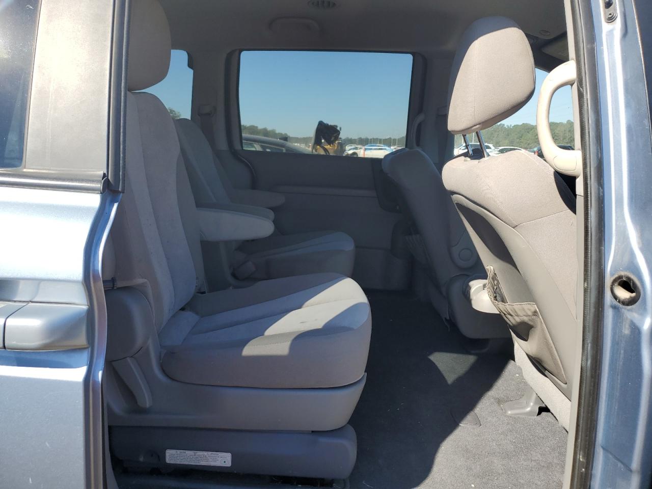 2011 Kia Sedona Lx VIN: KNDMG4C78B6374580 Lot: 86329995