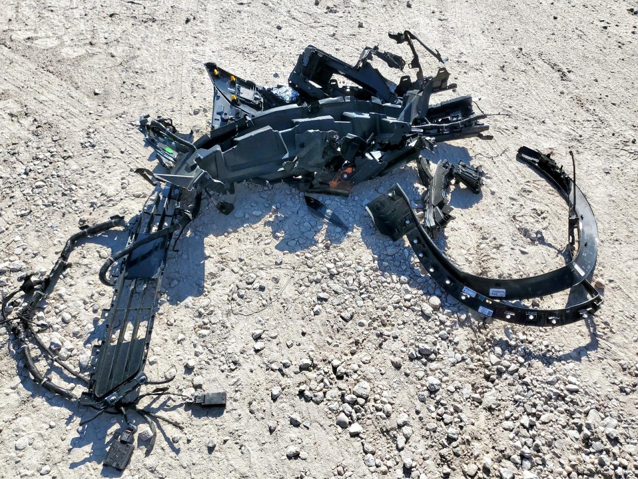 2025 Cadillac Optiq Luxury VIN: 3GYK3BMRXSS148957 Lot: 84892595