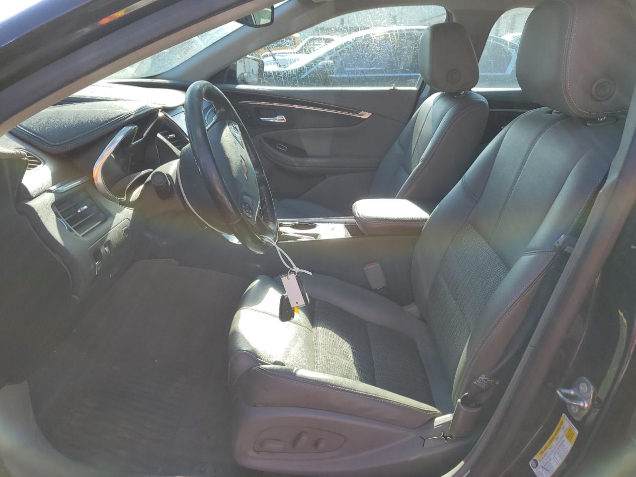 2018 Chevrolet Impala Lt VIN: 2G1105S30J9101547 Lot: 82360835