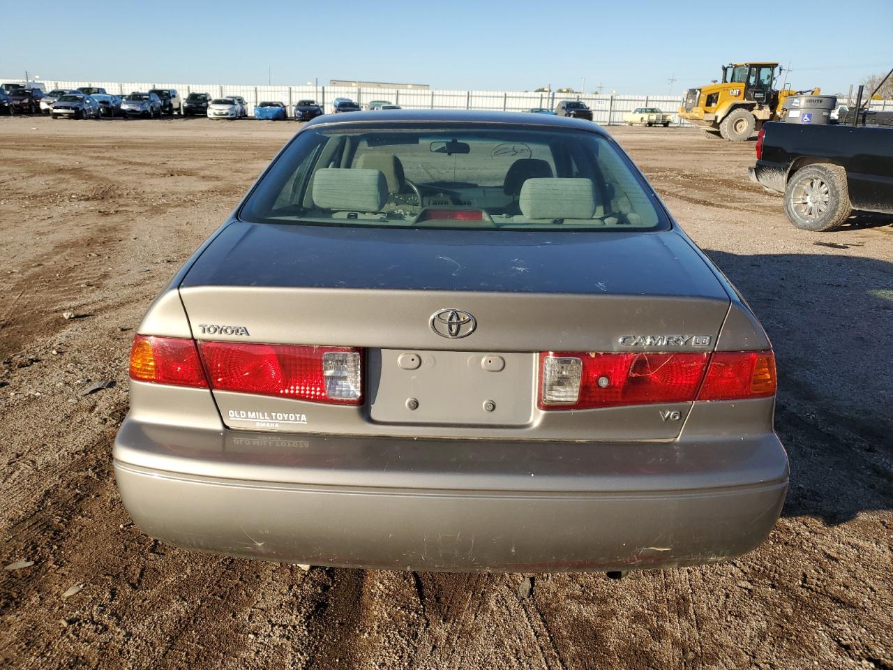 2000 Toyota Camry Le VIN: 4T1BF22K3YU094084 Lot: 87425025