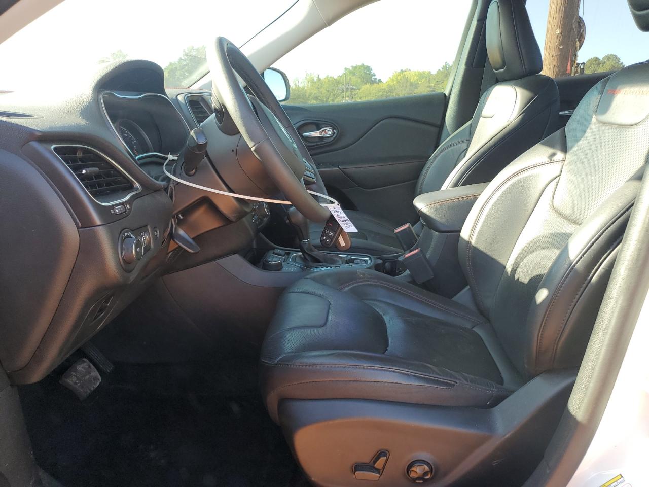 2021 Jeep Cherokee Trailhawk VIN: 1C4PJMBX4MD253088 Lot: 84521545