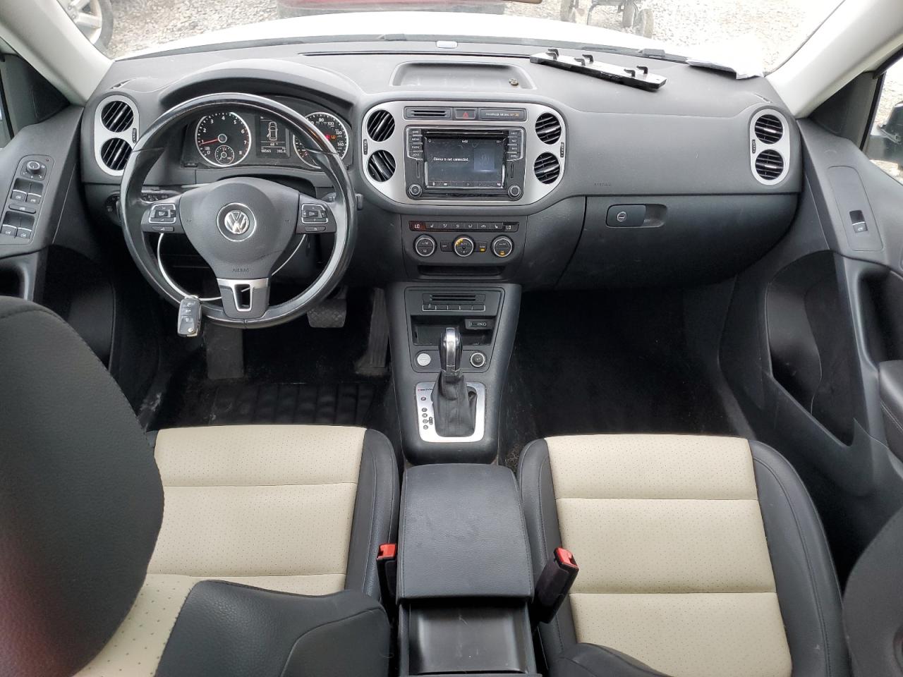 2017 Volkswagen Tiguan Sport VIN: WVGUV7AX0HK011521 Lot: 82466265