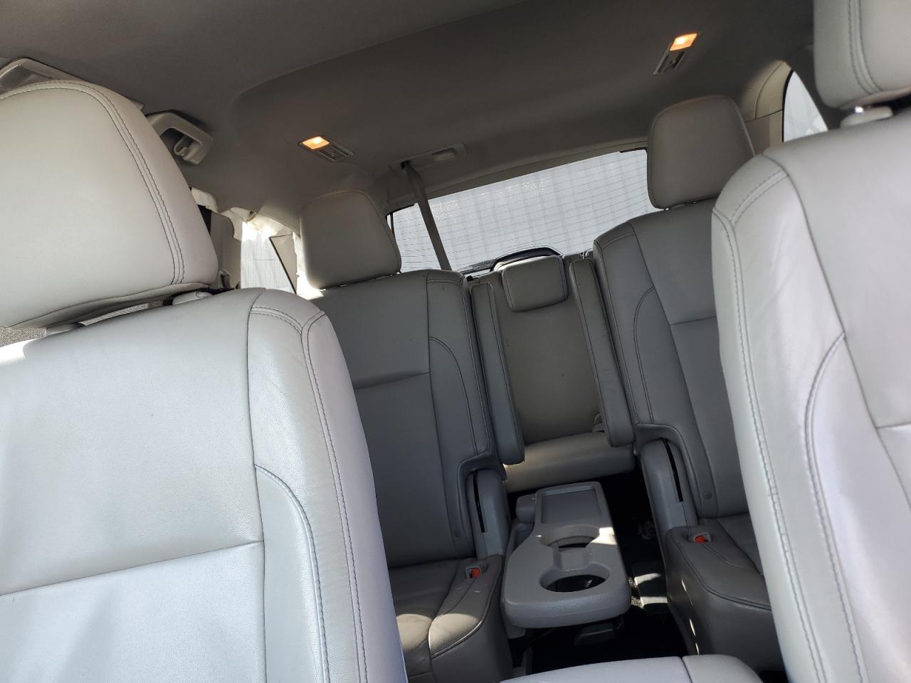 2015 Toyota Highlander Xle VIN: 5TDKKRFHXFS048745 Lot: 81831315